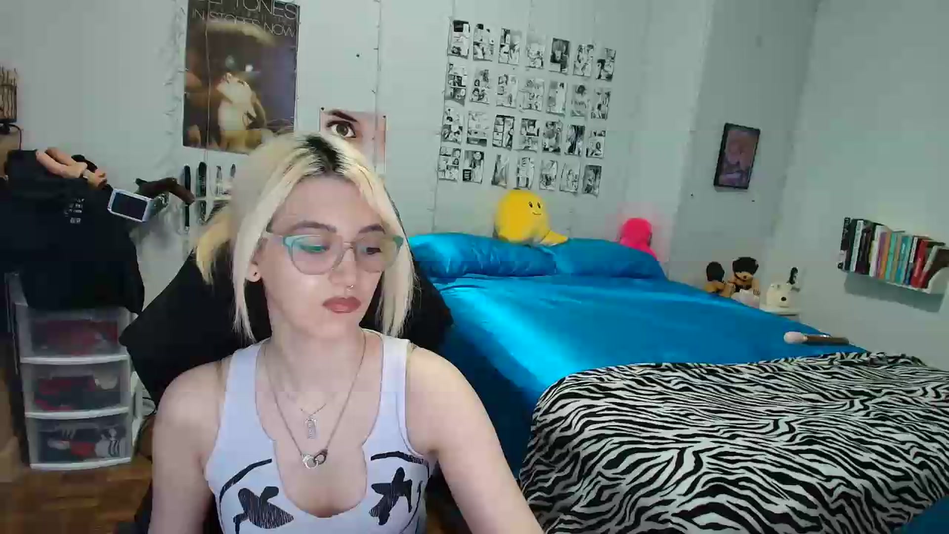 Gallery image thumbnail from AnnaTame's myfreecams stream on, 07/22/2026, 04:50 image 8 of 20