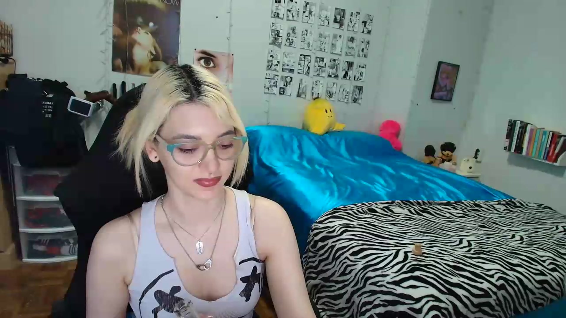 Gallery image thumbnail from AnnaTame's myfreecams stream on, 07/22/2026, 07:14 image 4 of 20