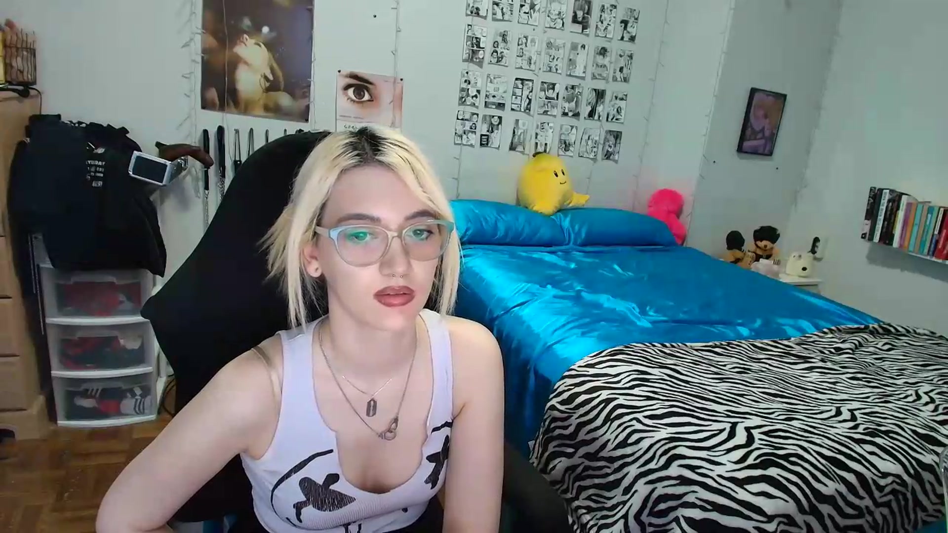 Gallery image thumbnail from AnnaTame's myfreecams stream on, 07/22/2026, 07:14 image 16 of 20
