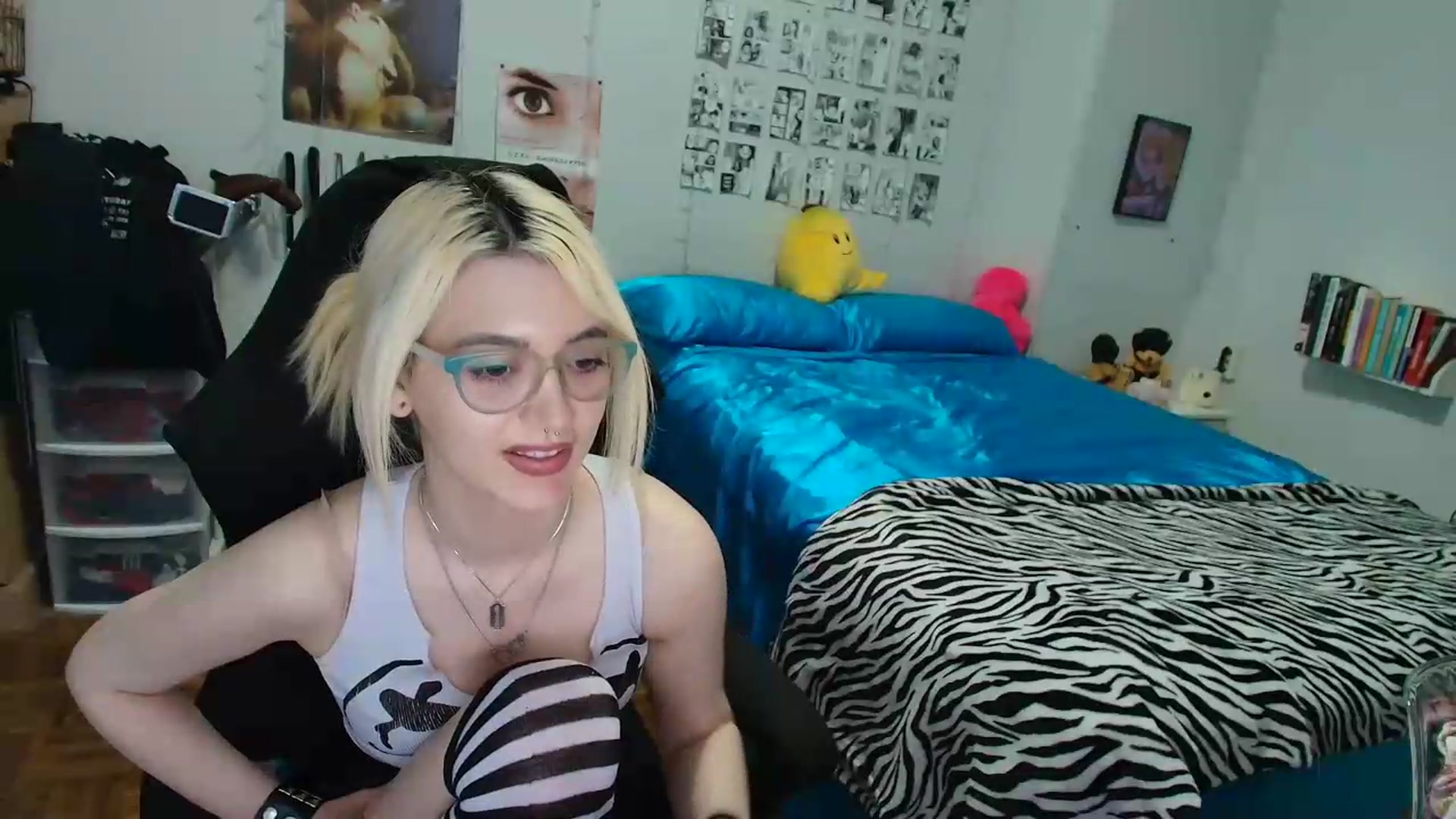 Gallery image thumbnail from AnnaTame's myfreecams stream on, 07/22/2026, 07:57 image 17 of 20