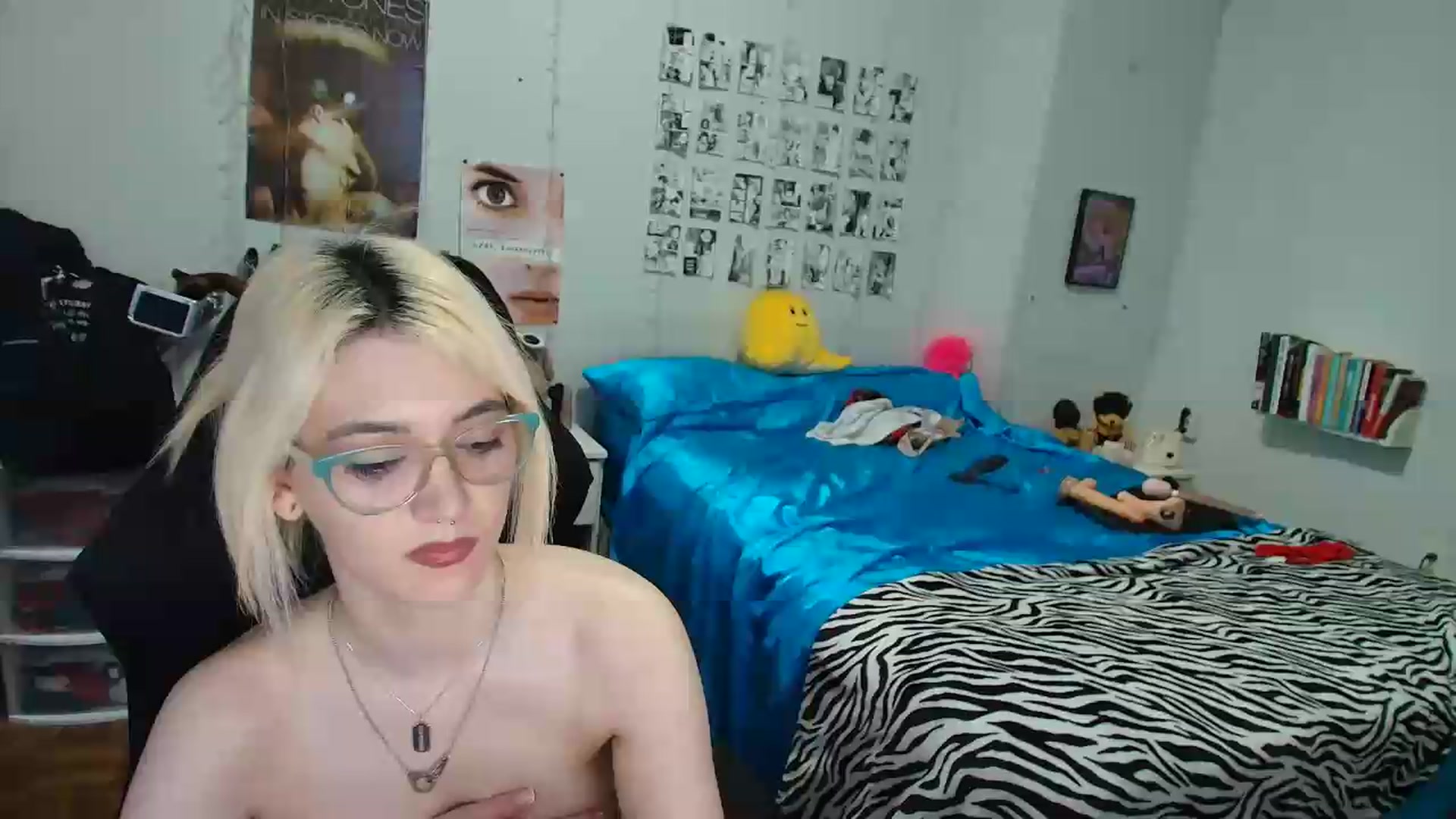 Gallery image thumbnail from AnnaTame's myfreecams stream on, 07/24/2026, 08:20 image 7 of 20