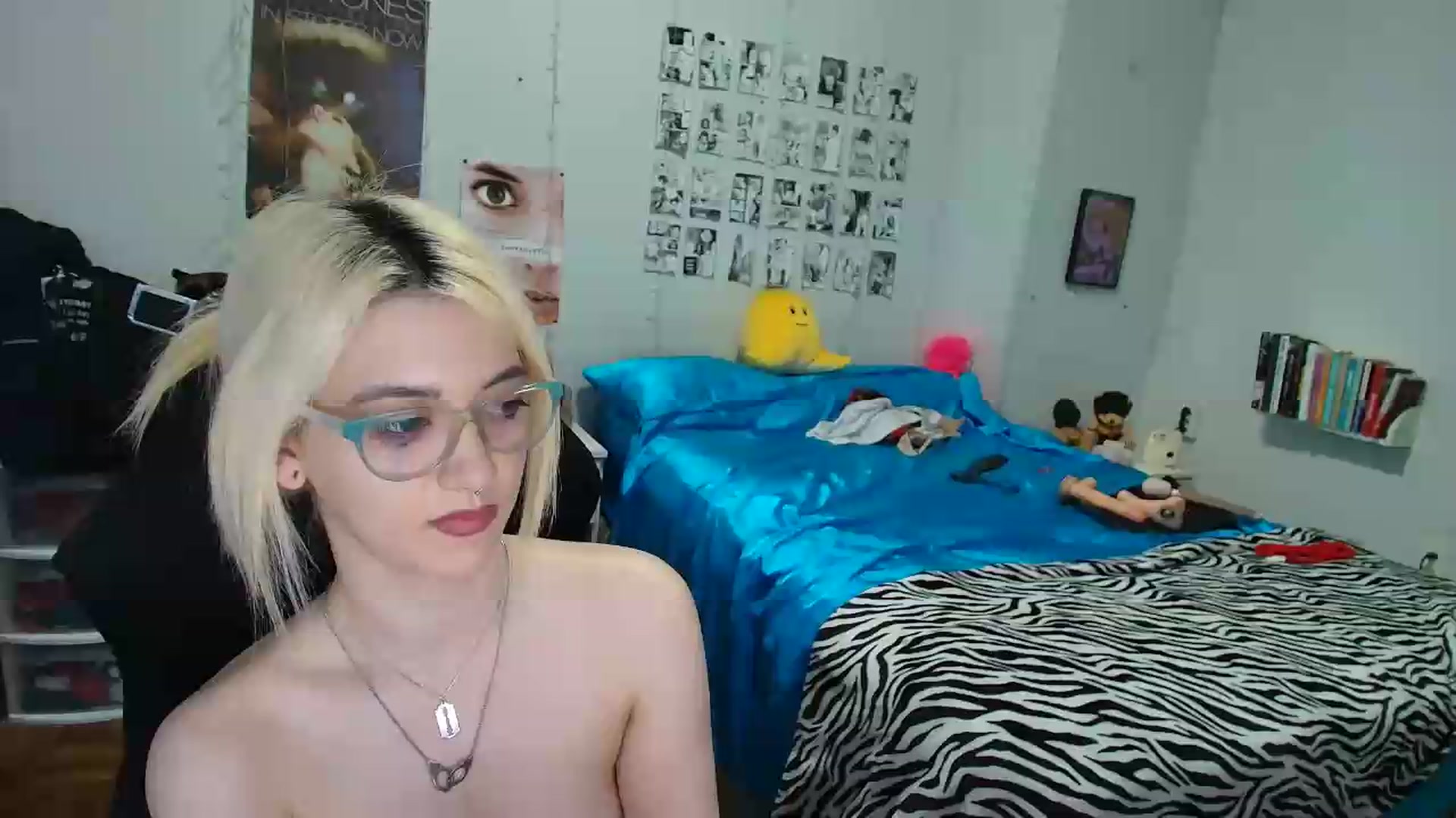 Gallery image thumbnail from AnnaTame's myfreecams stream on, 07/24/2026, 08:20 image 18 of 20