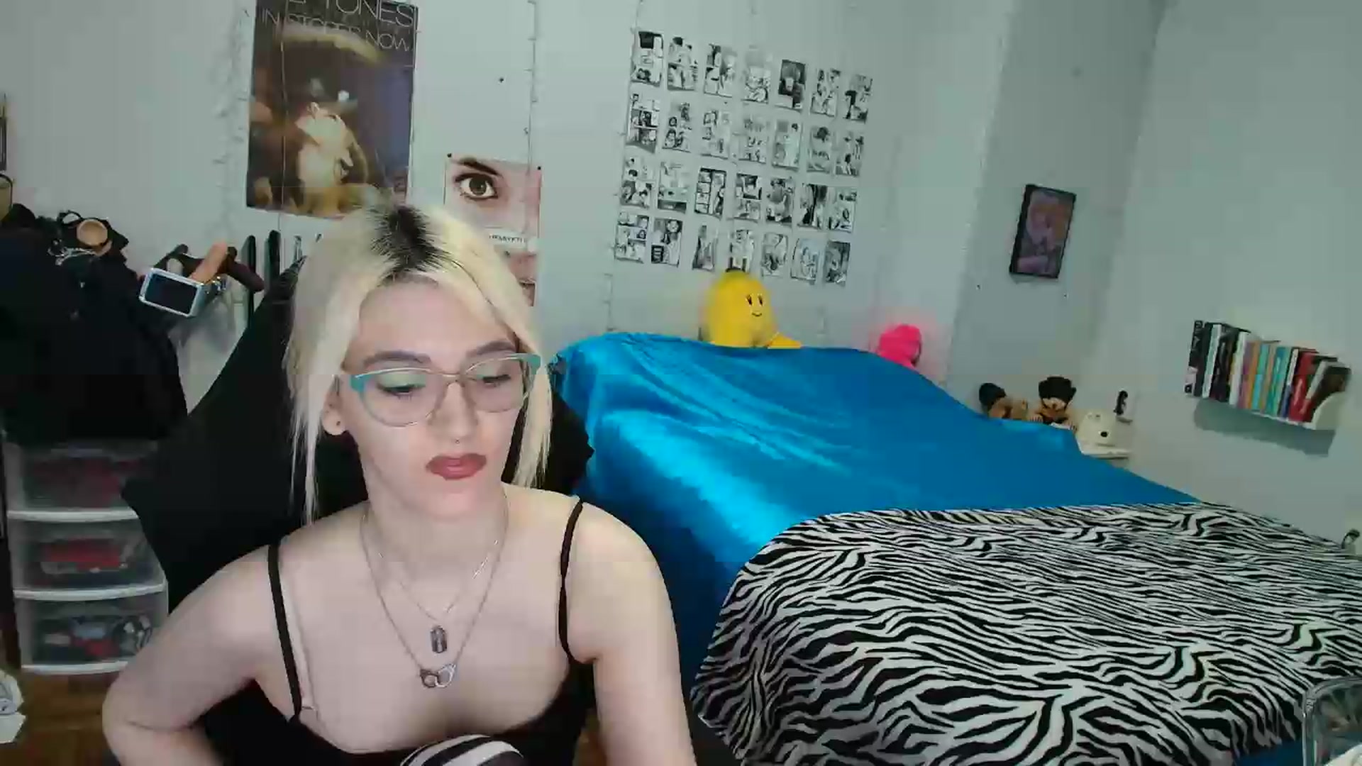 Gallery image thumbnail from AnnaTame's myfreecams stream on, 07/27/2026, 04:25 image 11 of 20