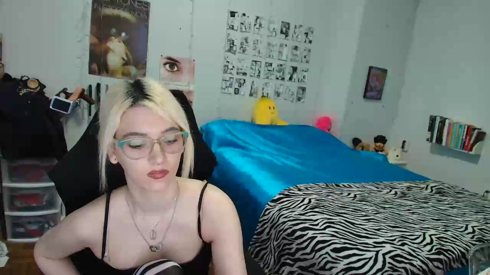 Gallery image thumbnail from AnnaTame's myfreecams stream on, 07/27/2026, 04:25 image 14 of 20