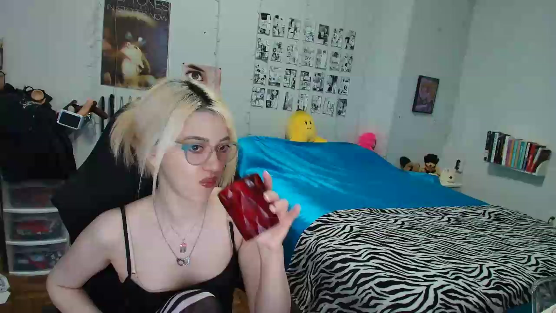 Gallery image thumbnail from AnnaTame's myfreecams stream on, 07/27/2026, 04:25 image 6 of 20