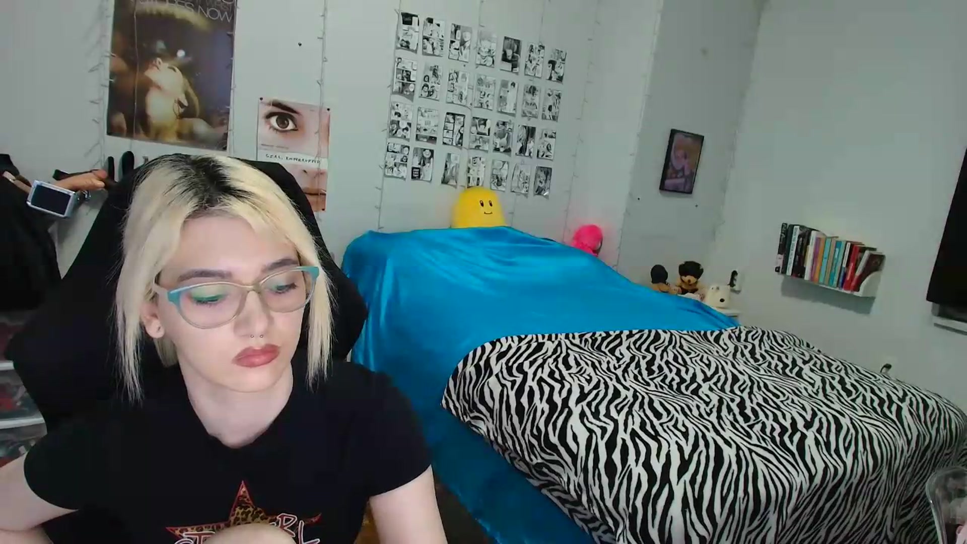 Gallery image thumbnail from AnnaTame's myfreecams stream on, 07/28/2026, 06:40 image 15 of 20