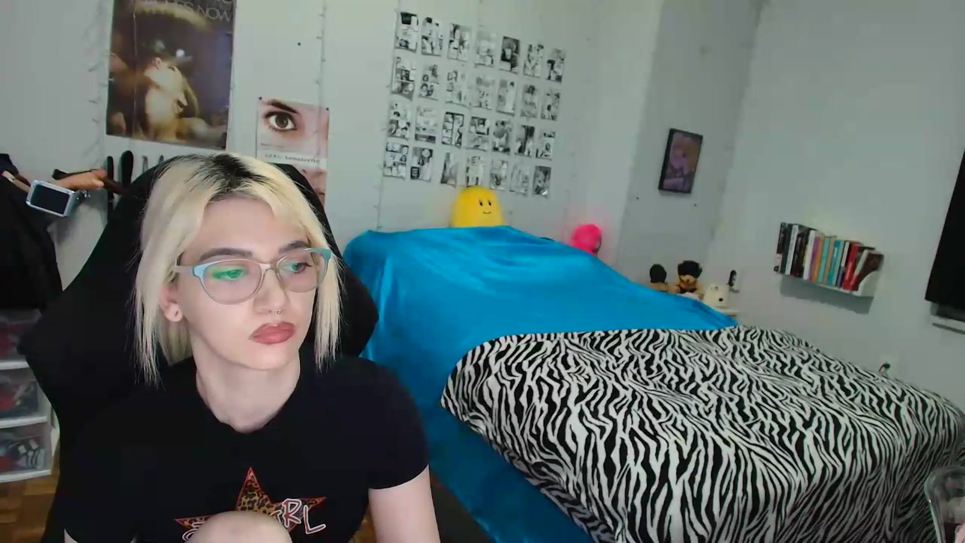 Gallery image thumbnail from AnnaTame's myfreecams stream on, 07/28/2026, 06:40 image 16 of 20