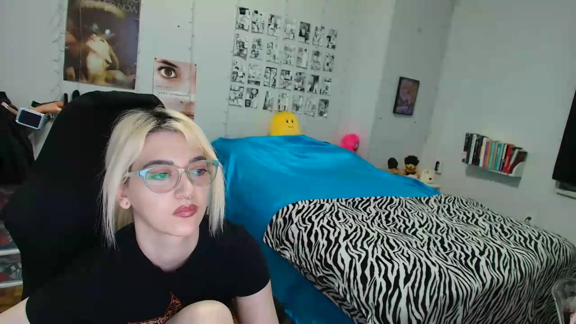 Gallery image thumbnail from AnnaTame's myfreecams stream on, 07/28/2026, 06:40 image 12 of 20