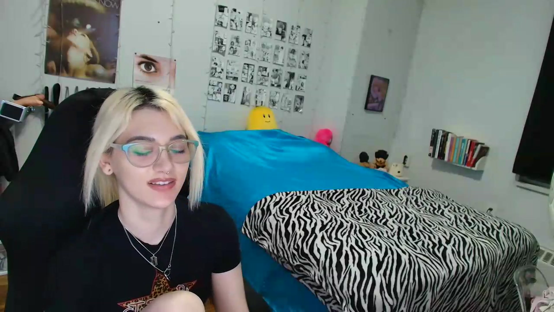 Gallery image thumbnail from AnnaTame's myfreecams stream on, 07/28/2026, 09:39 image 15 of 20