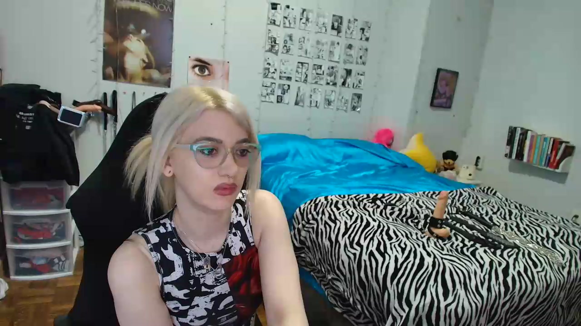 Gallery image thumbnail from AnnaTame's myfreecams stream on, 07/29/2026, 05:44 image 13 of 20