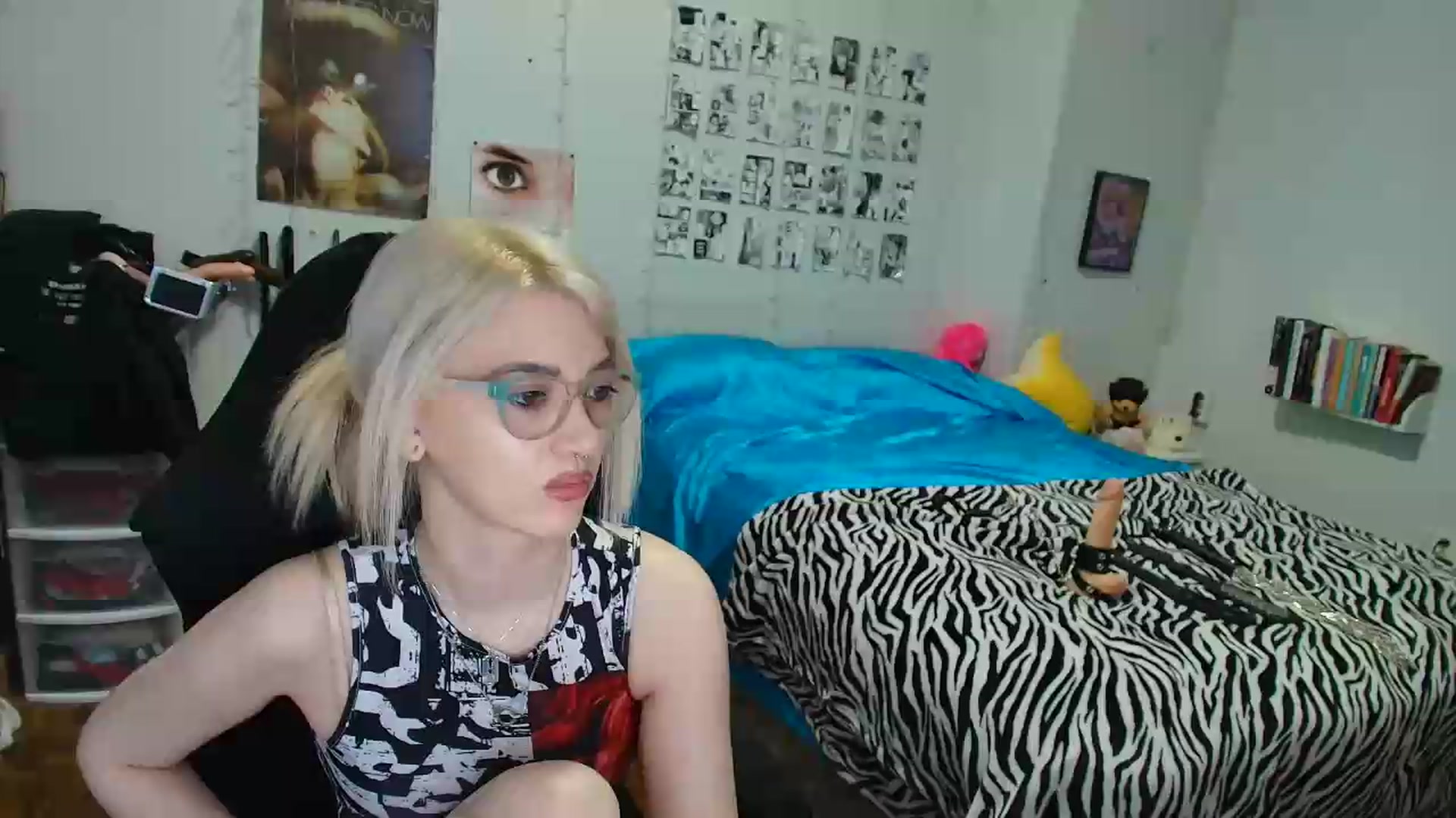 Gallery image thumbnail from AnnaTame's myfreecams stream on, 07/29/2026, 09:25 image 1 of 20