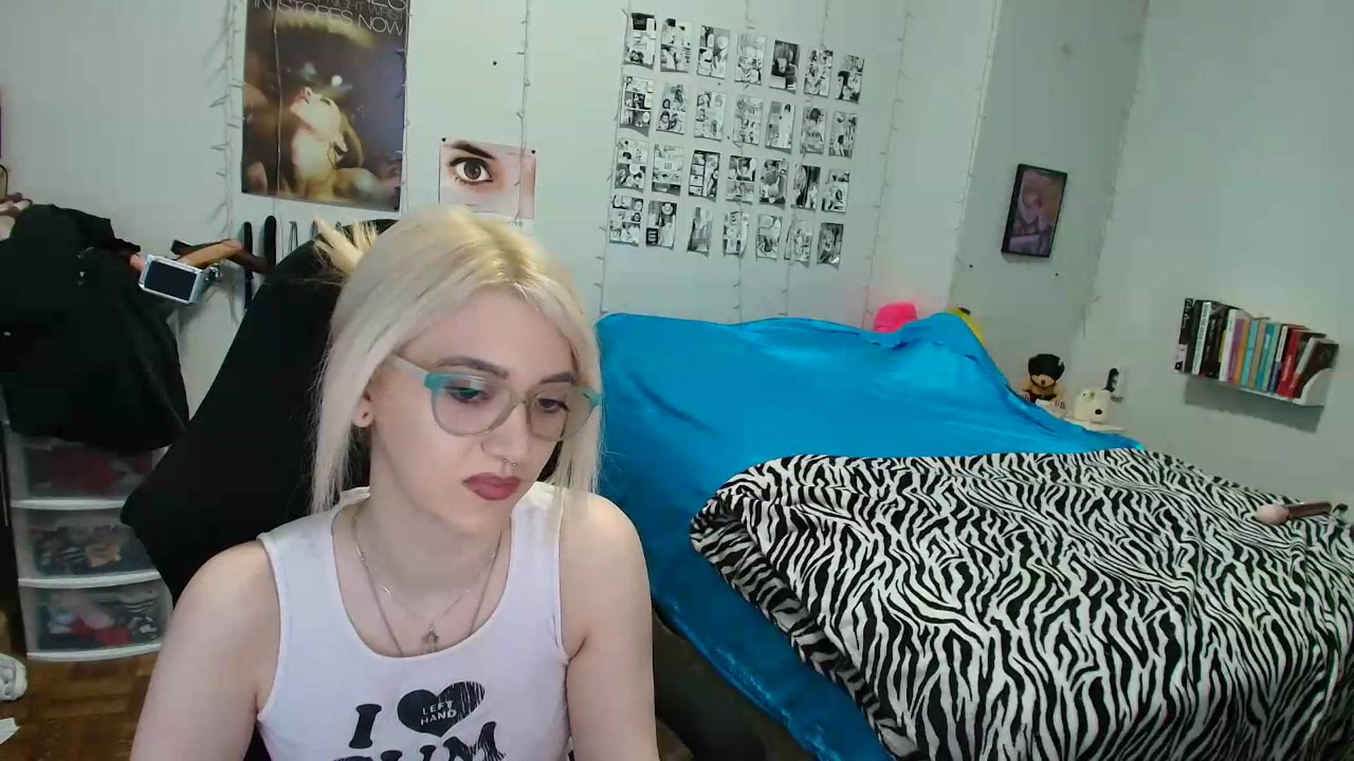 Gallery image thumbnail from AnnaTame's myfreecams stream on, 07/30/2026, 05:49 image 13 of 20