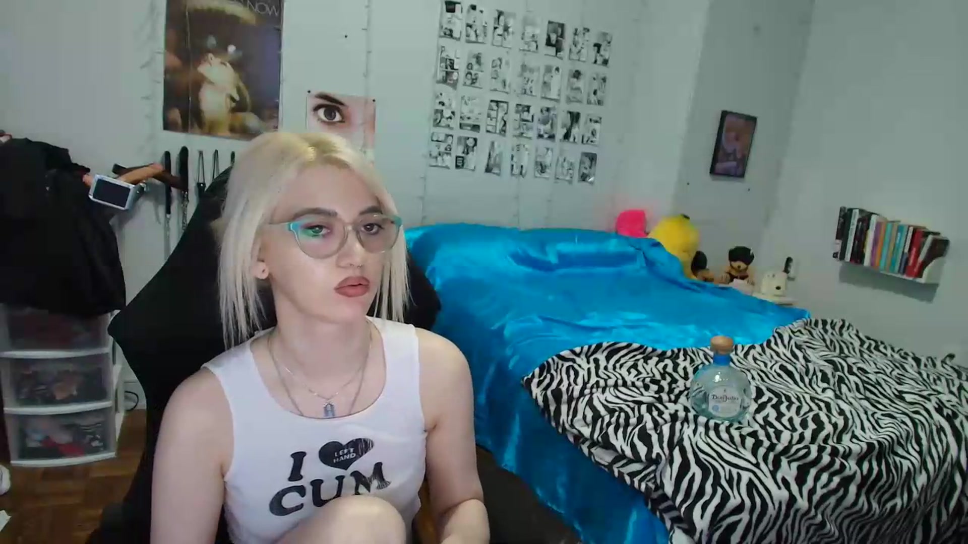 Gallery image thumbnail from AnnaTame's myfreecams stream on, 07/30/2026, 07:11 image 10 of 20