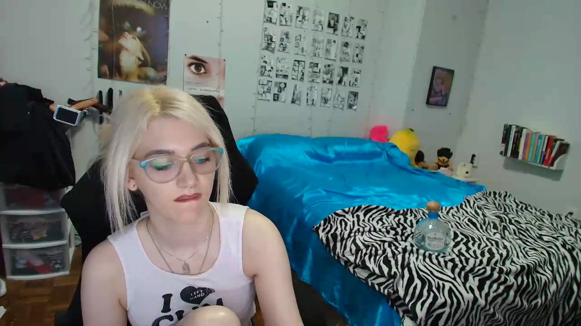 Gallery image thumbnail from AnnaTame's myfreecams stream on, 07/30/2026, 07:11 image 12 of 20