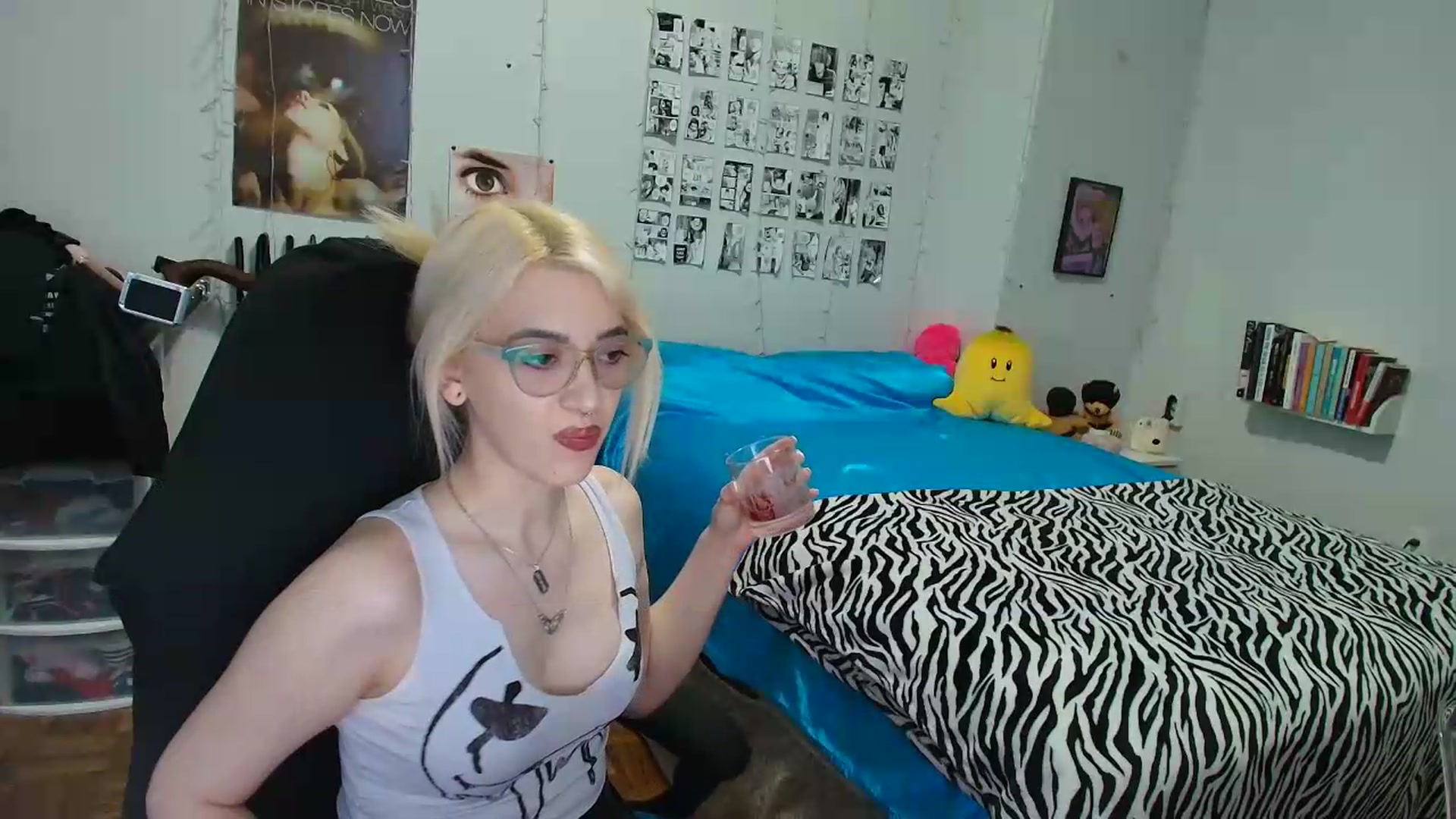 Gallery image thumbnail from AnnaTame's myfreecams stream on, 08/02/2026, 04:15 image 12 of 20