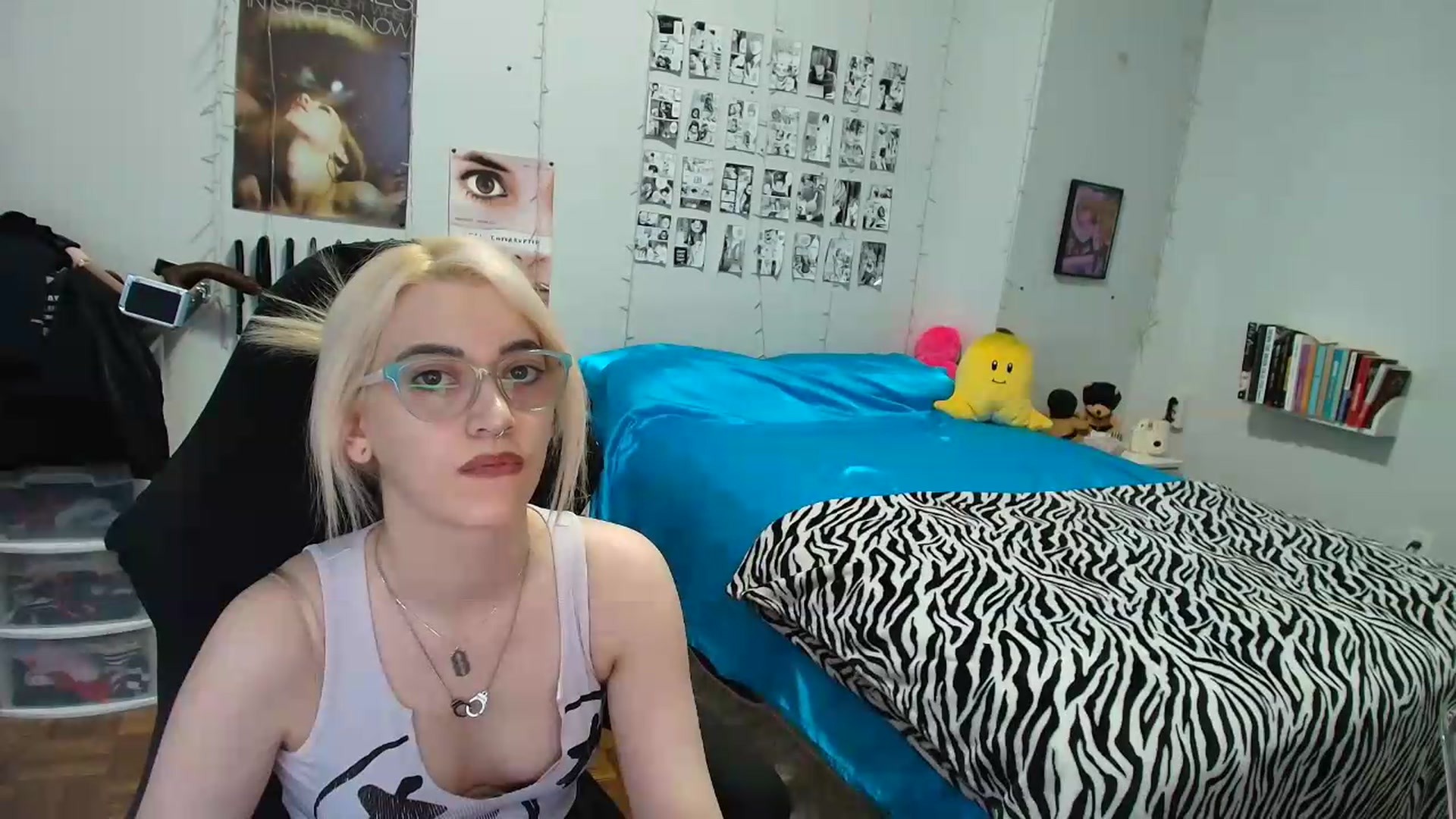 Gallery image thumbnail from AnnaTame's myfreecams stream on, 08/02/2026, 05:37 image 10 of 20