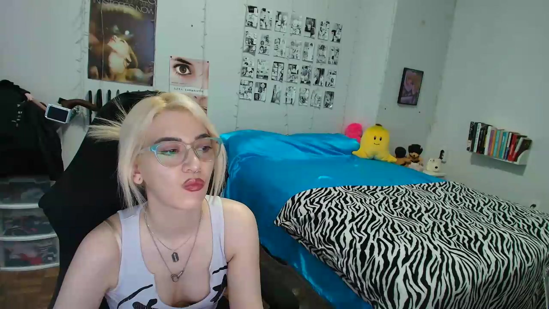 Gallery image thumbnail from AnnaTame's myfreecams stream on, 08/02/2026, 05:37 image 12 of 20