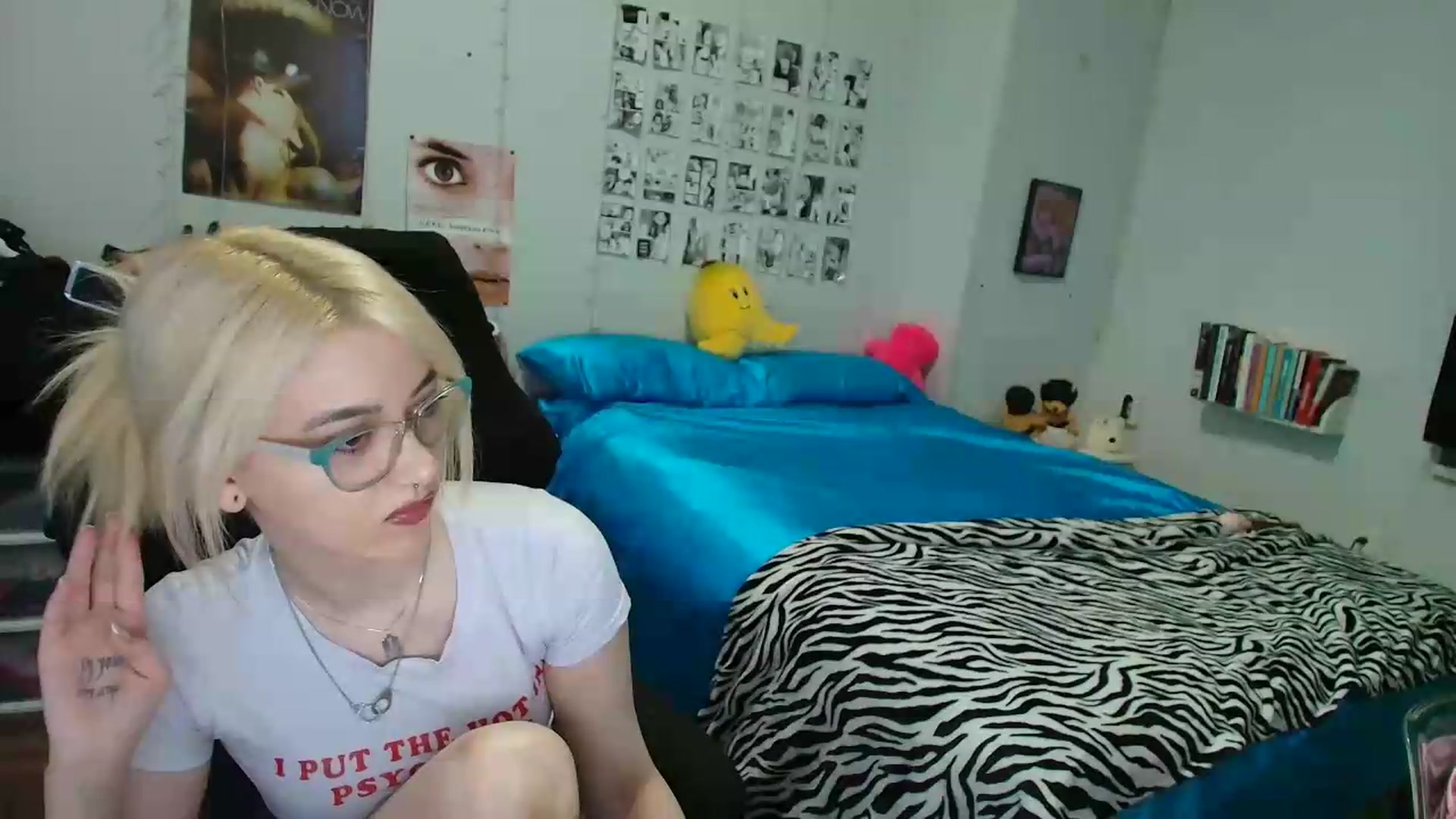 Gallery image thumbnail from AnnaTame's myfreecams stream on, 08/03/2026, 04:21 image 16 of 20