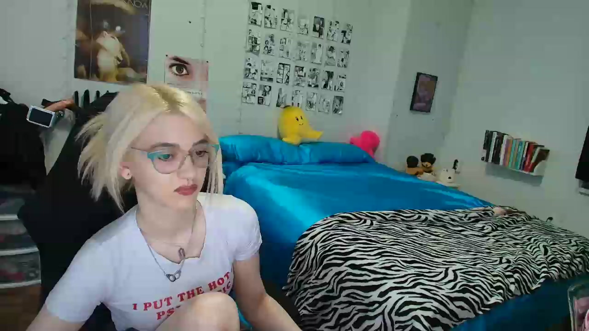Gallery image thumbnail from AnnaTame's myfreecams stream on, 08/03/2026, 04:21 image 17 of 20