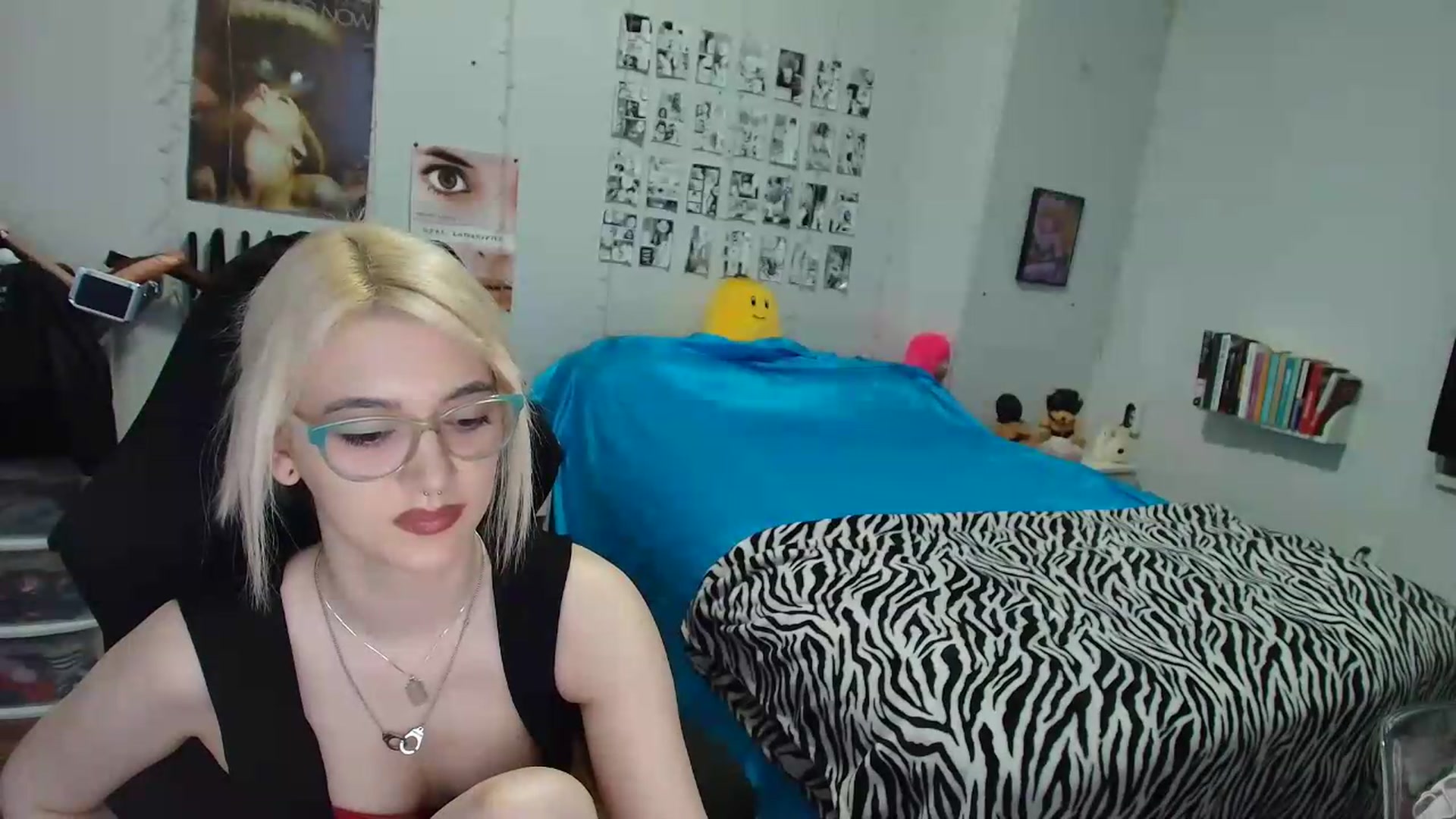 Gallery image thumbnail from AnnaTame's myfreecams stream on, 08/04/2026, 09:43 image 13 of 20