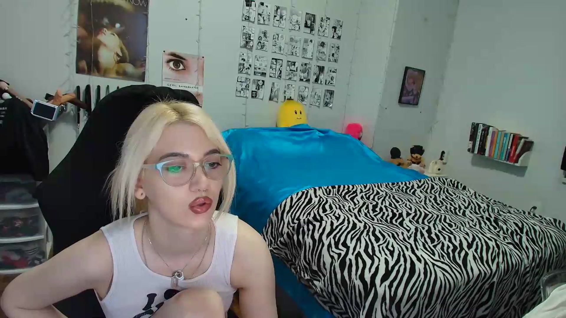 Gallery image thumbnail from AnnaTame's myfreecams stream on, 08/05/2026, 10:04 image 12 of 20