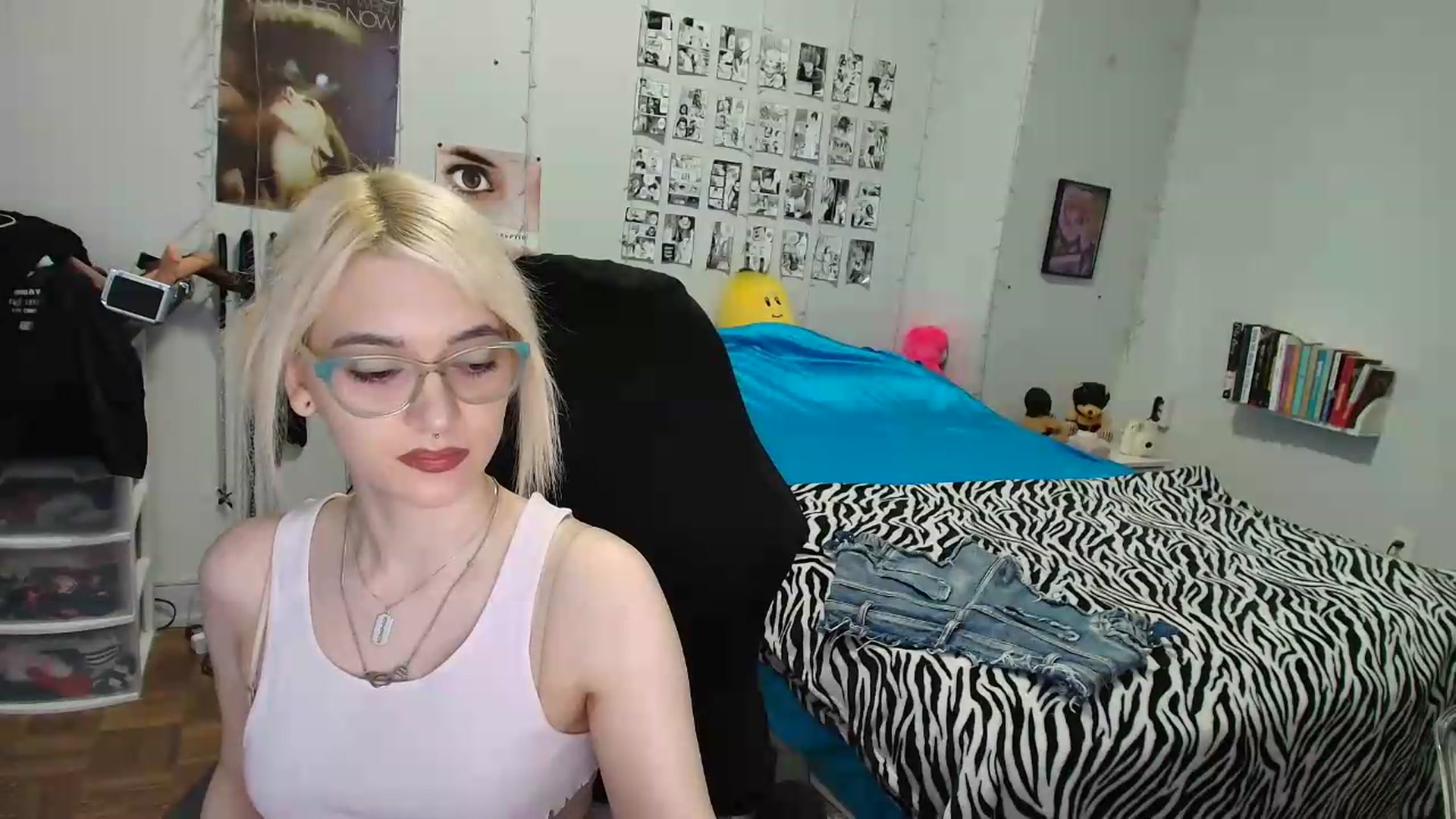 Gallery image thumbnail from AnnaTame's myfreecams stream on, 08/06/2026, 07:29 image 5 of 20