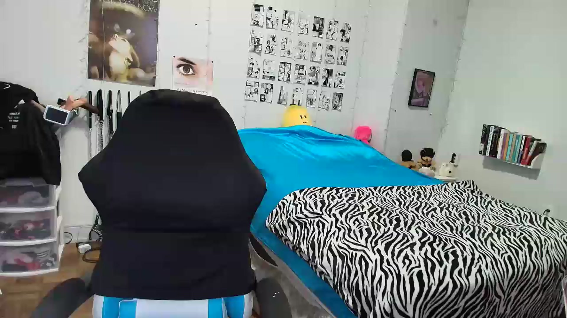 Gallery image thumbnail from AnnaTame's myfreecams stream on, 08/06/2026, 07:29 image 1 of 20