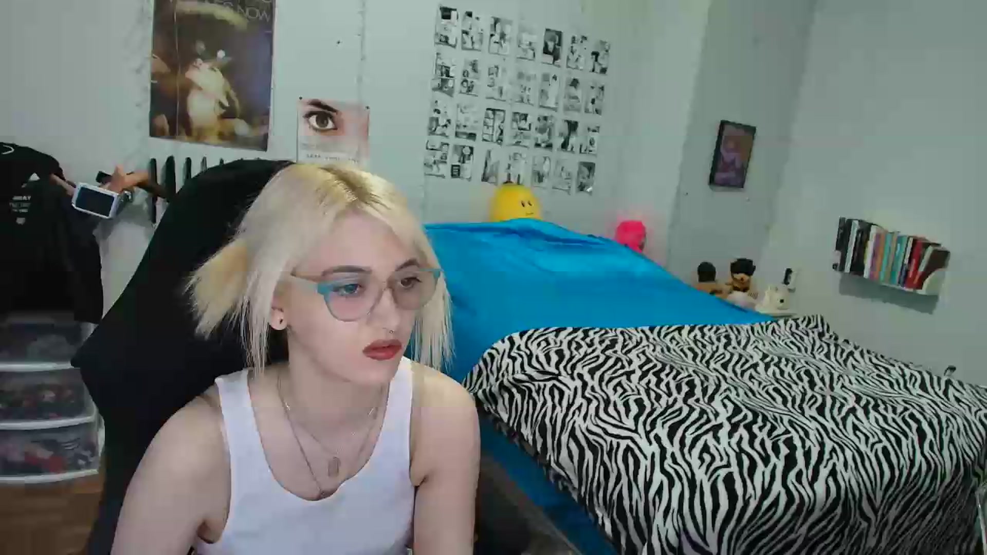 Gallery image thumbnail from AnnaTame's myfreecams stream on, 08/06/2026, 07:29 image 2 of 20