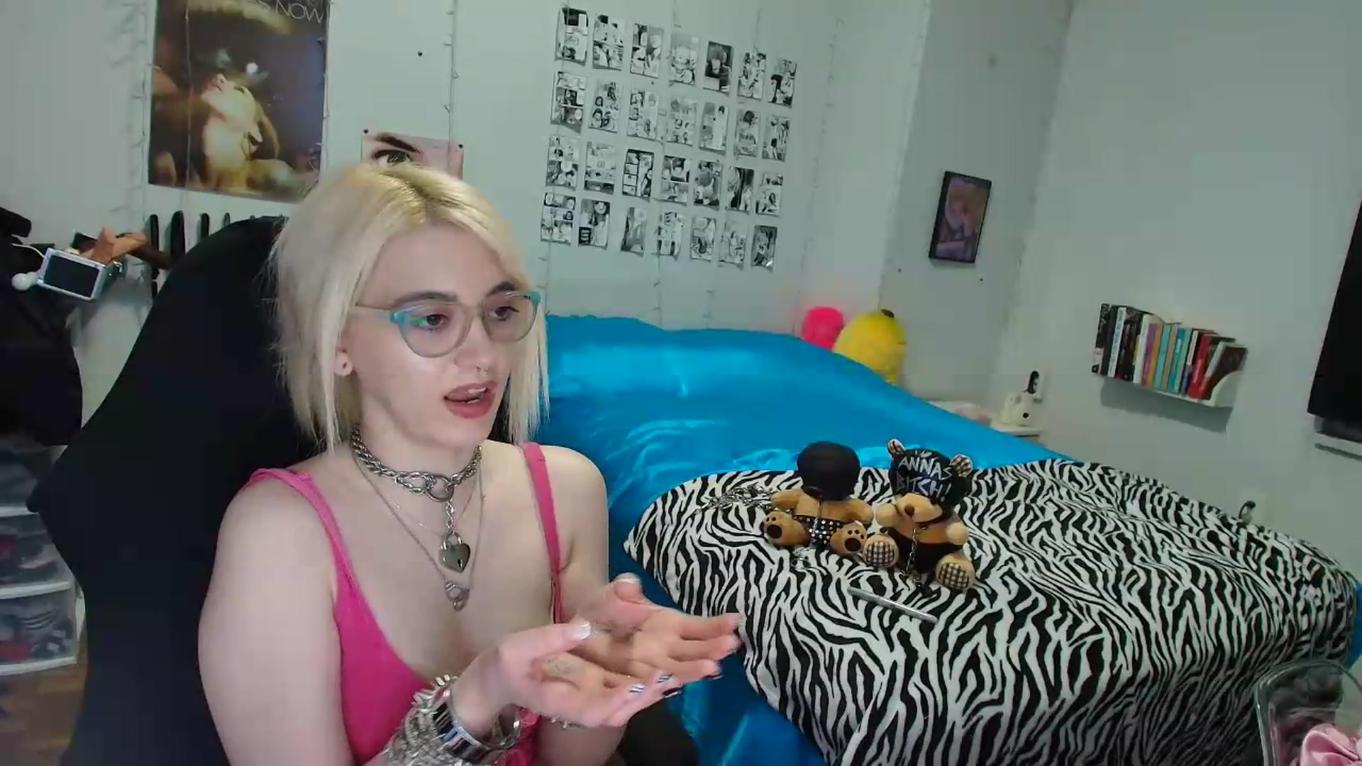 Gallery image thumbnail from AnnaTame's myfreecams stream on, 08/07/2026, 07:56 image 14 of 20