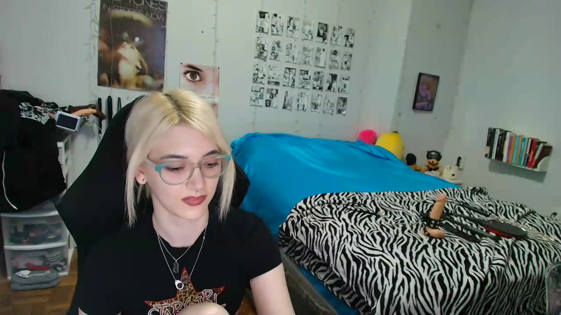 Gallery image thumbnail from AnnaTame's myfreecams stream on, 08/11/2026, 07:38 image 13 of 20