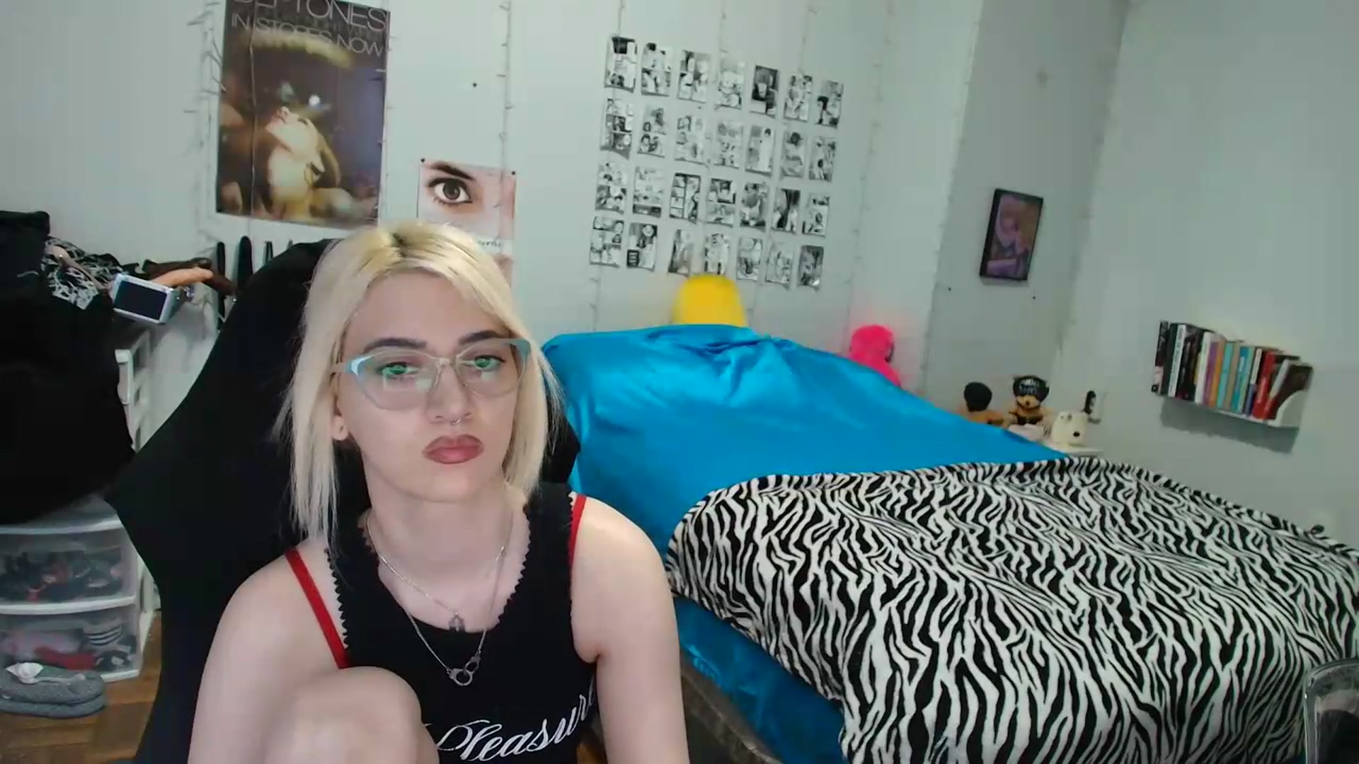 Gallery image thumbnail from AnnaTame's myfreecams stream on, 08/12/2026, 06:43 image 16 of 20