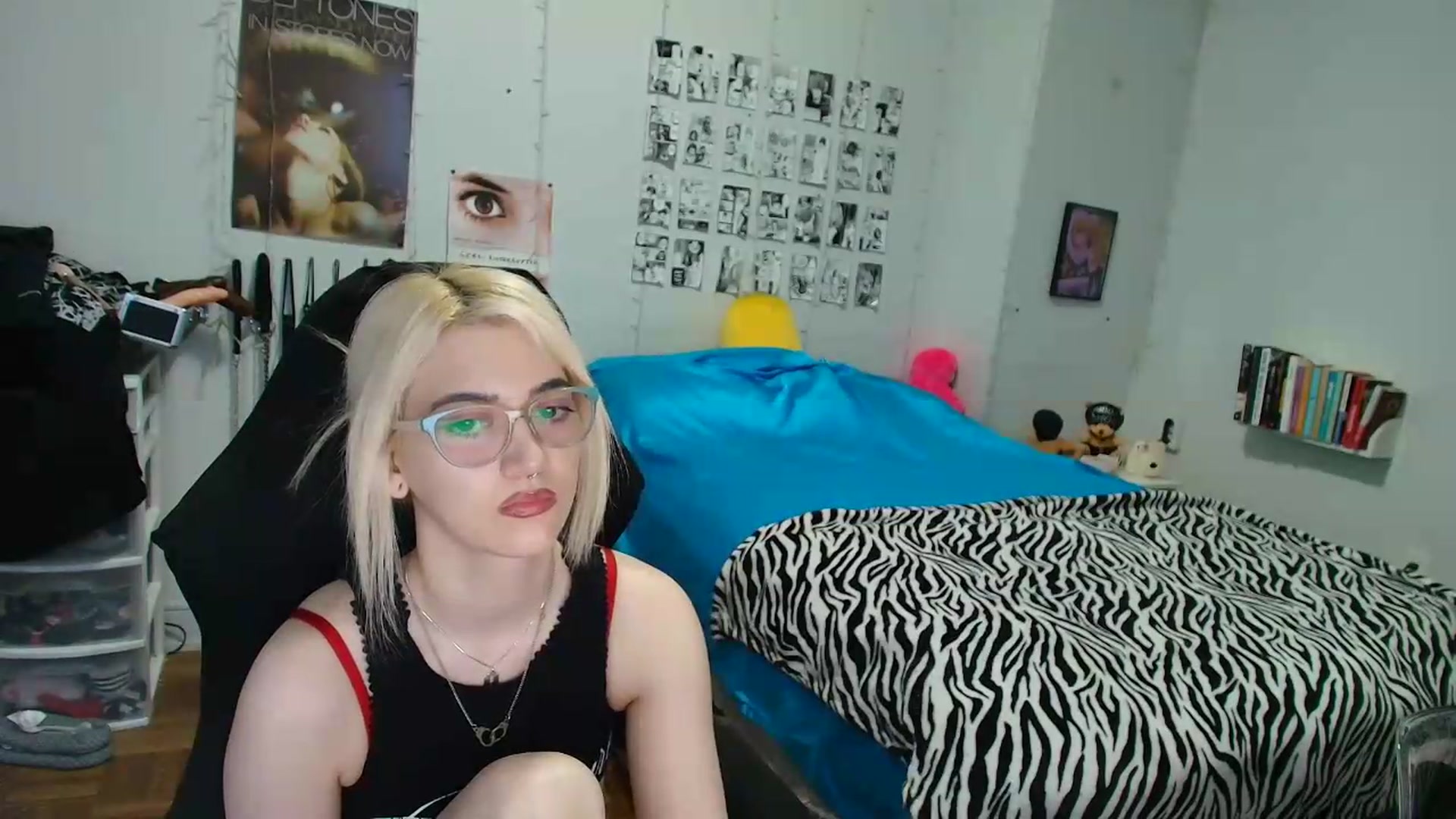 Gallery image thumbnail from AnnaTame's myfreecams stream on, 08/12/2026, 06:43 image 13 of 20