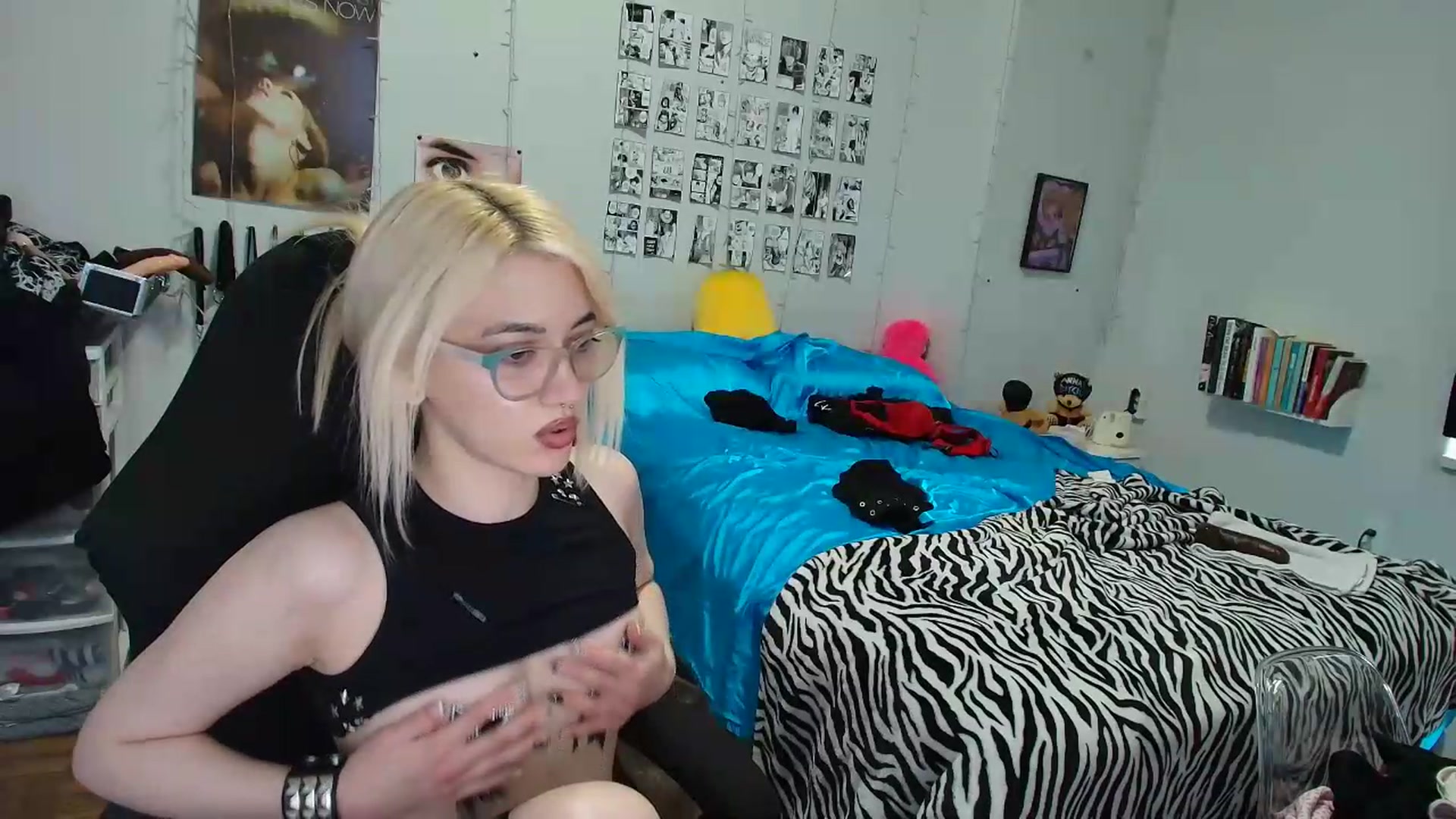 Gallery image thumbnail from AnnaTame's myfreecams stream on, 08/12/2026, 12:54 image 2 of 20