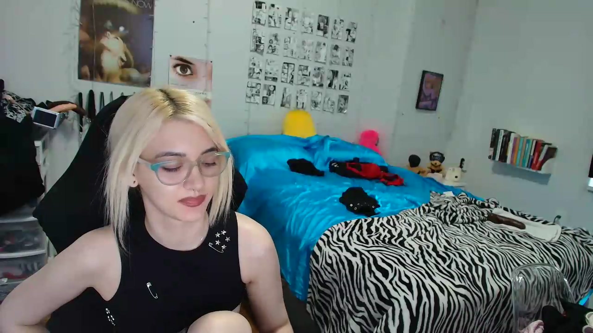 Gallery image thumbnail from AnnaTame's myfreecams stream on, 08/12/2026, 12:54 image 6 of 20