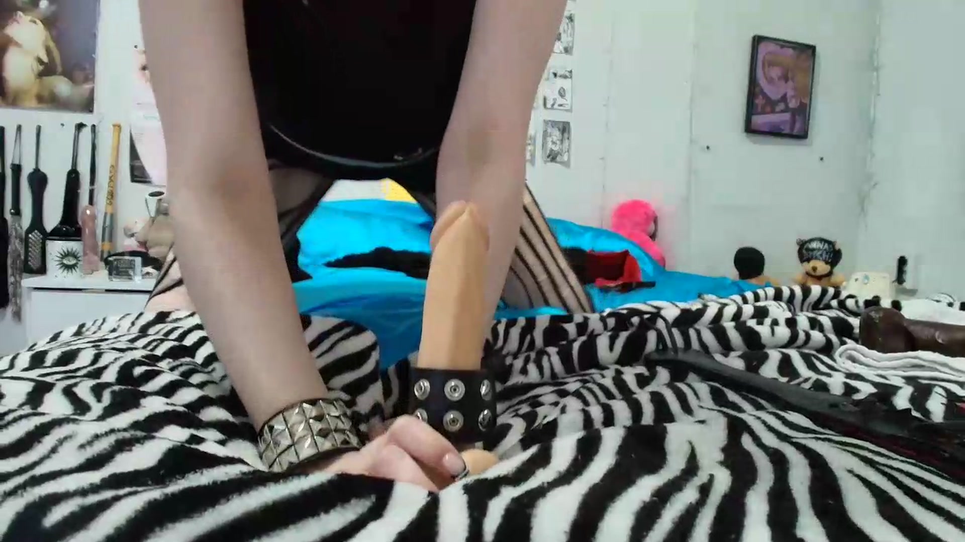Gallery image thumbnail from AnnaTame's myfreecams stream on, 08/12/2026, 15:17 image 2 of 20