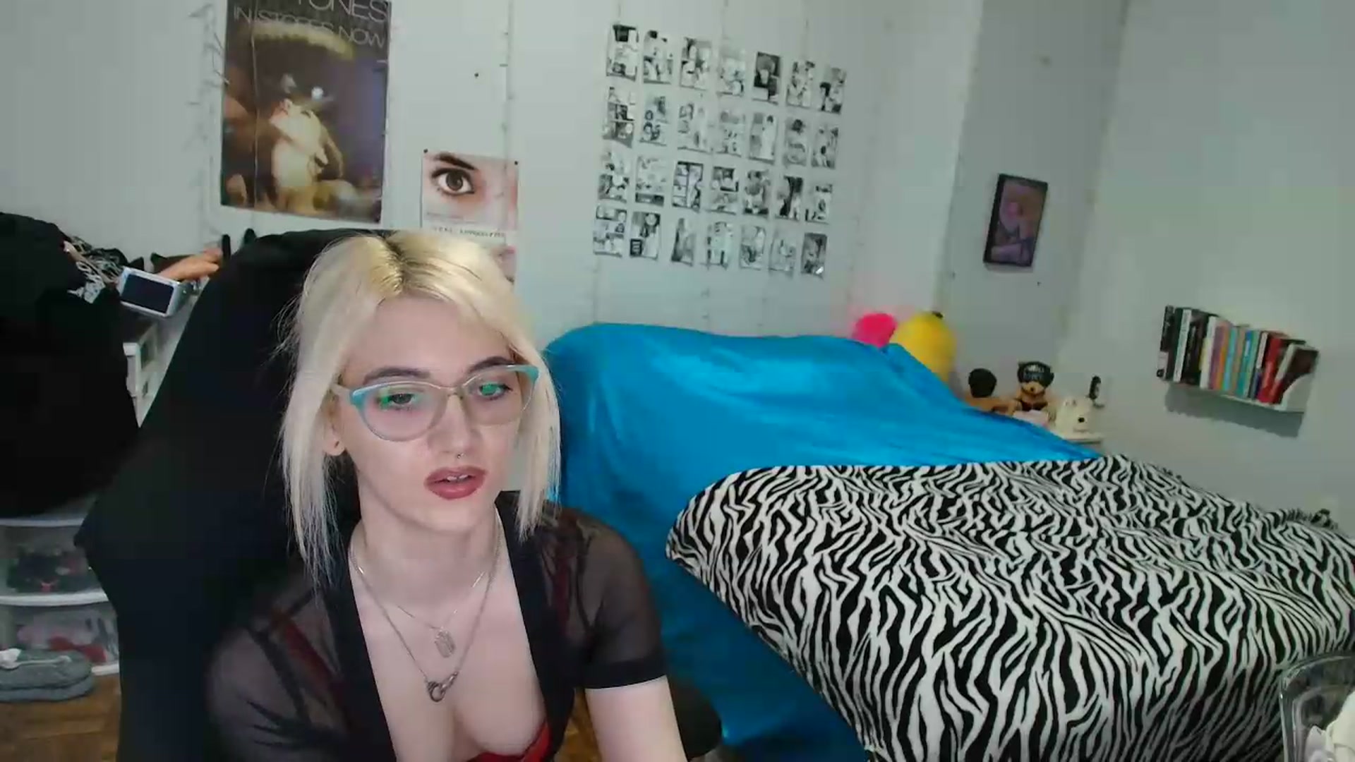 Gallery image thumbnail from AnnaTame's myfreecams stream on, 08/13/2026, 07:29 image 12 of 20