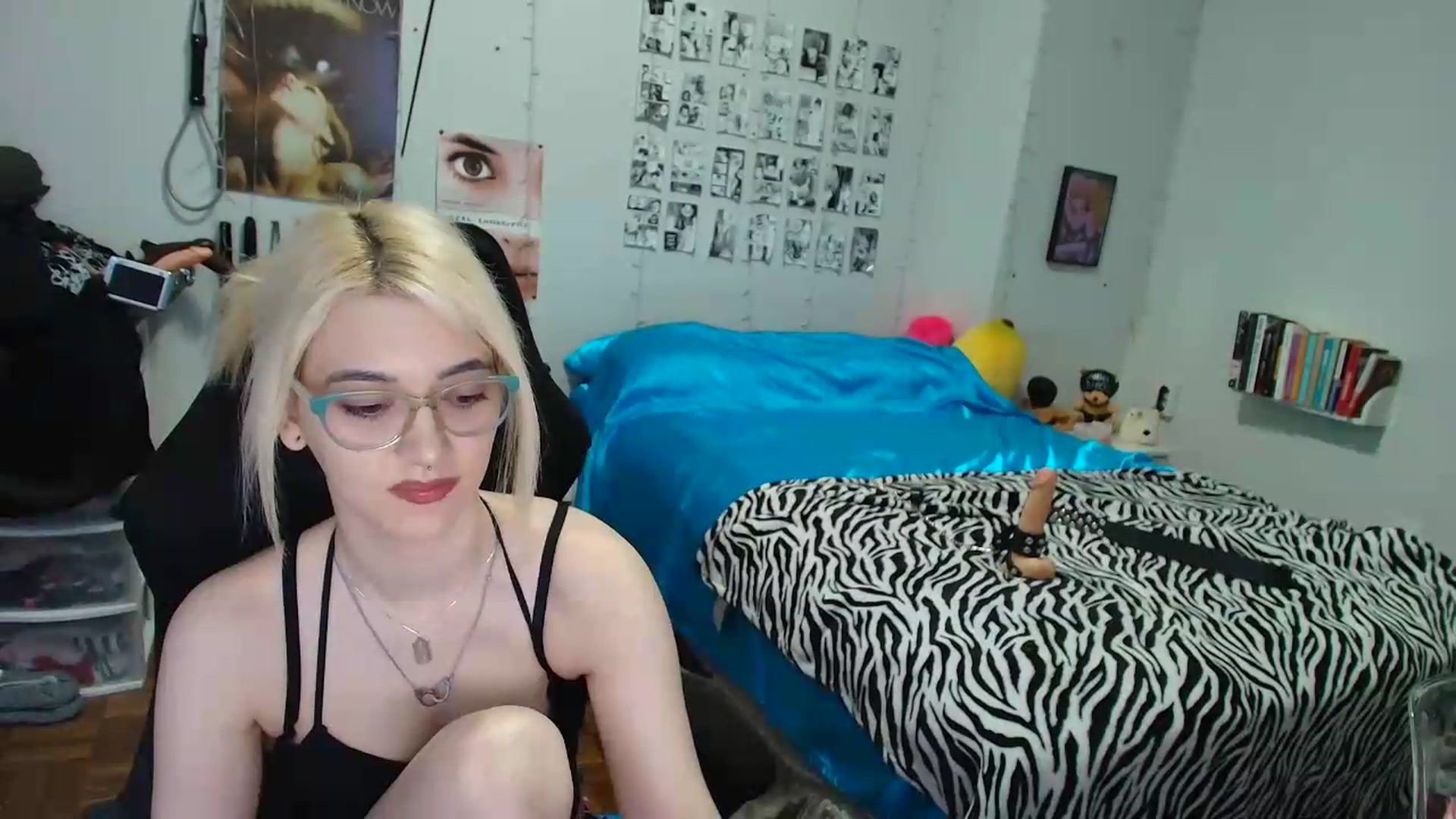 Gallery image thumbnail from AnnaTame's myfreecams stream on, 08/14/2026, 08:15 image 6 of 20