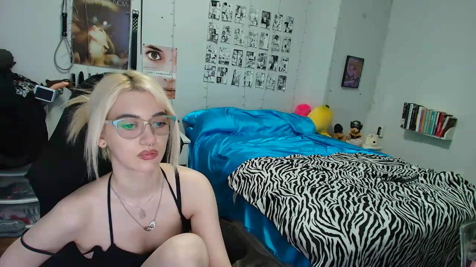 Gallery image thumbnail from AnnaTame's myfreecams stream on, 08/14/2026, 08:42 image 4 of 20