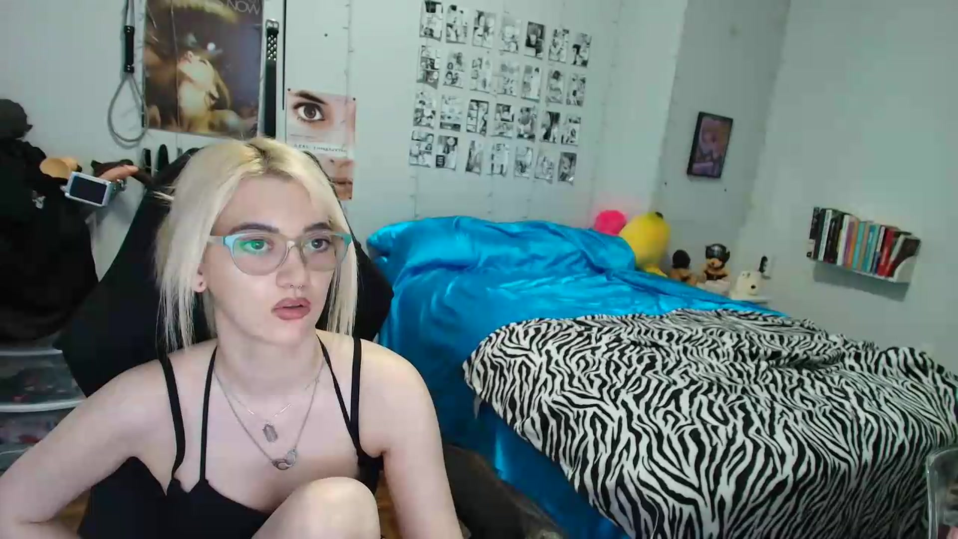 Gallery image thumbnail from AnnaTame's myfreecams stream on, 08/14/2026, 08:42 image 20 of 20