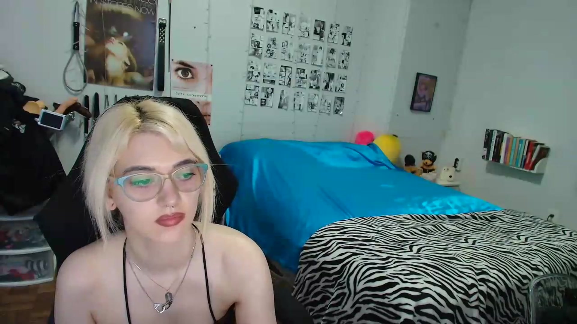 Gallery image thumbnail from AnnaTame's myfreecams stream on, 08/15/2026, 09:04 image 16 of 20