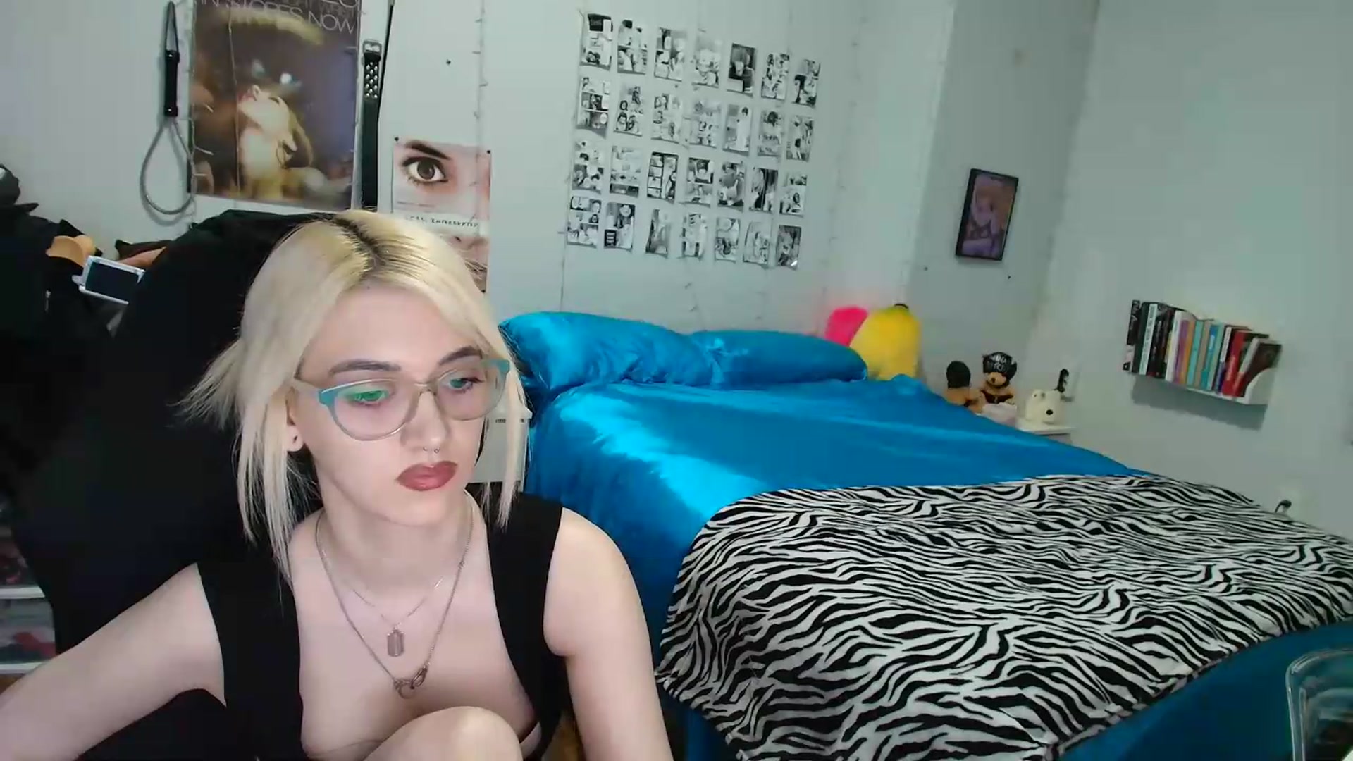 Gallery image thumbnail from AnnaTame's myfreecams stream on, 08/17/2026, 08:28 image 7 of 20