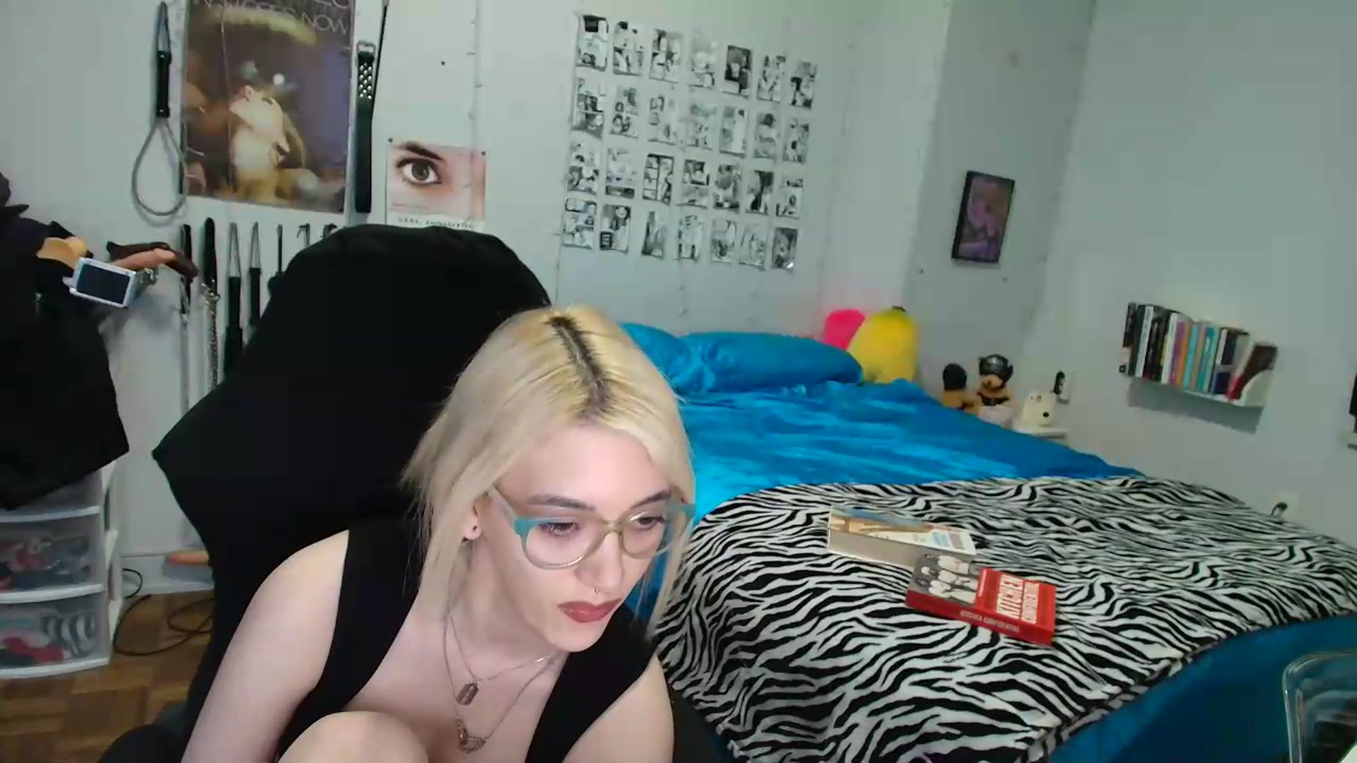 Gallery image thumbnail from AnnaTame's myfreecams stream on, 08/17/2026, 08:28 image 19 of 20