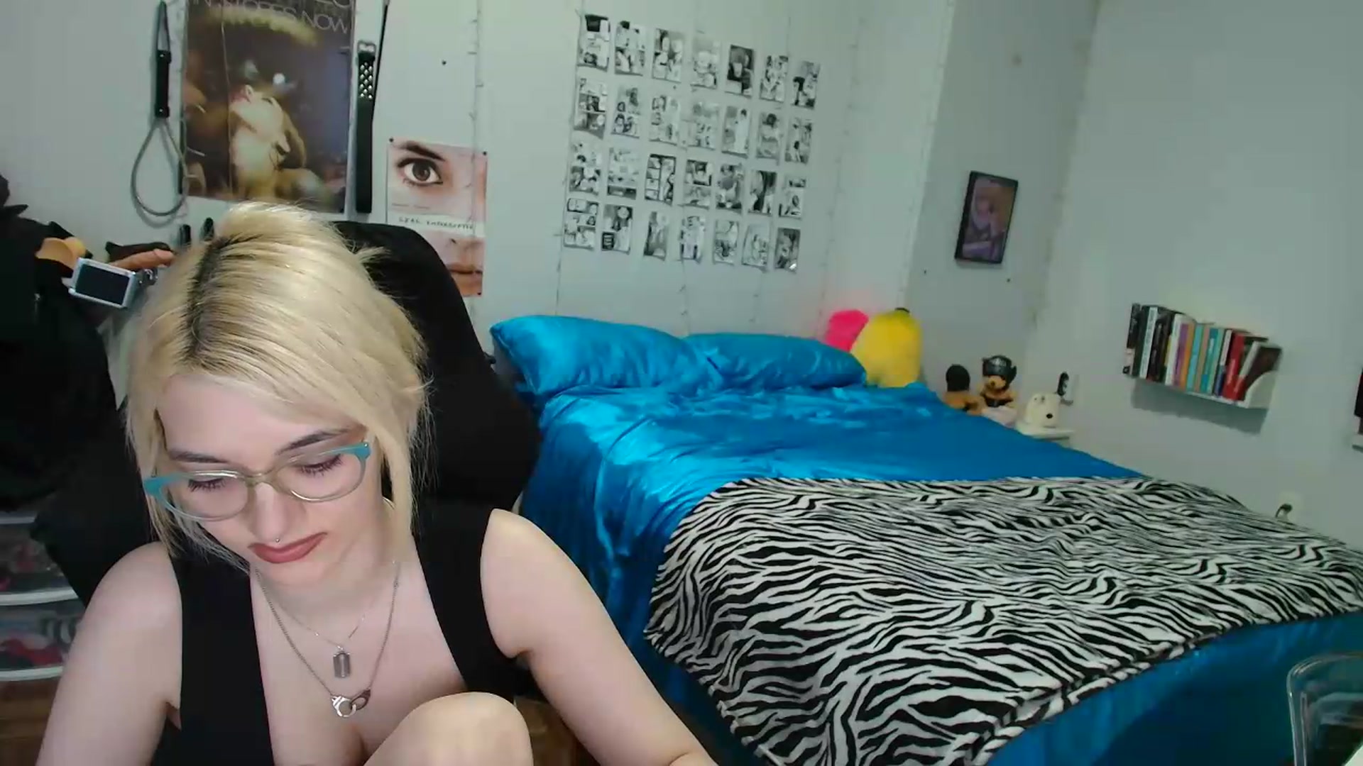 Gallery image thumbnail from AnnaTame's myfreecams stream on, 08/17/2026, 10:25 image 8 of 20