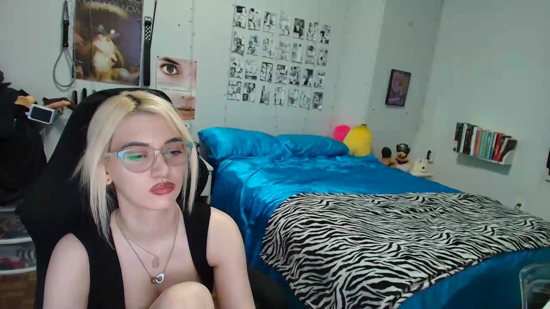 Gallery image thumbnail from AnnaTame's myfreecams stream on, 08/17/2026, 10:25 image 4 of 20