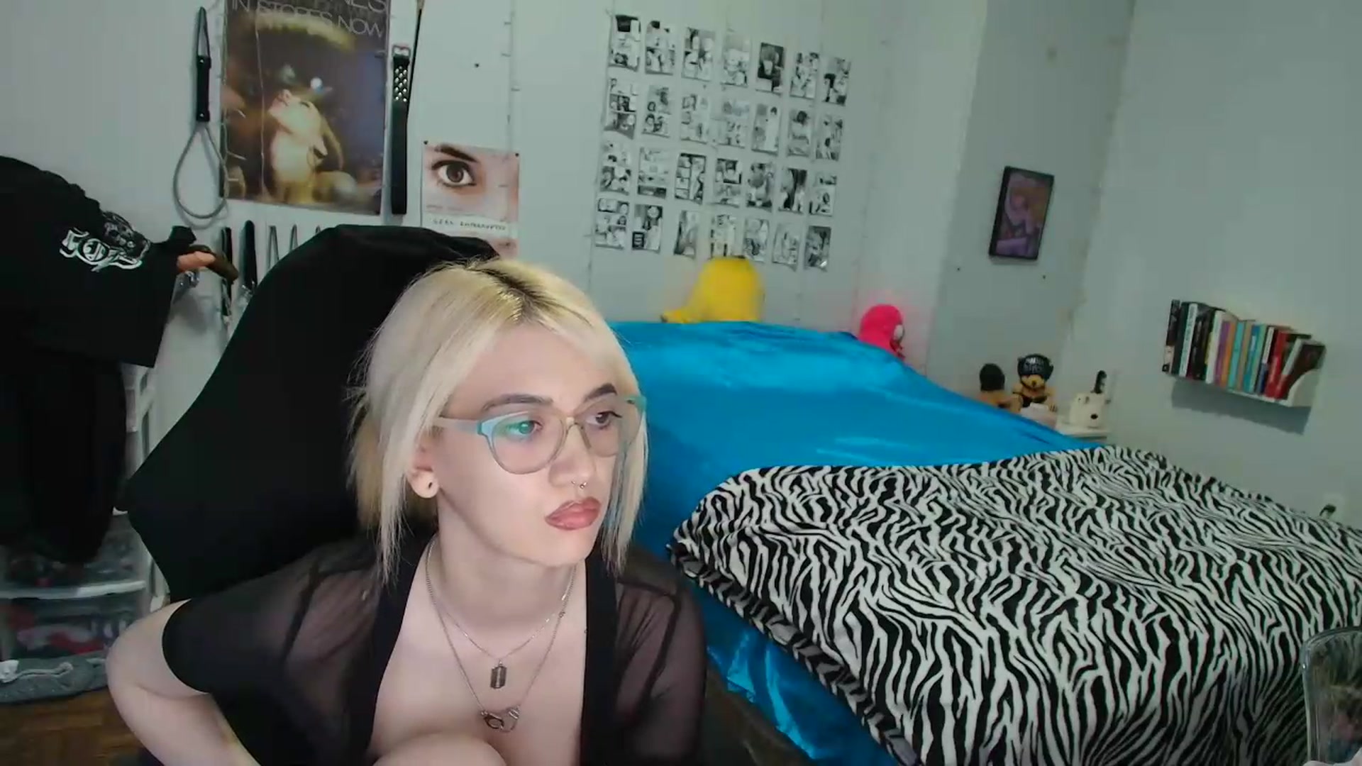 Gallery image thumbnail from AnnaTame's myfreecams stream on, 08/19/2026, 05:49 image 16 of 20