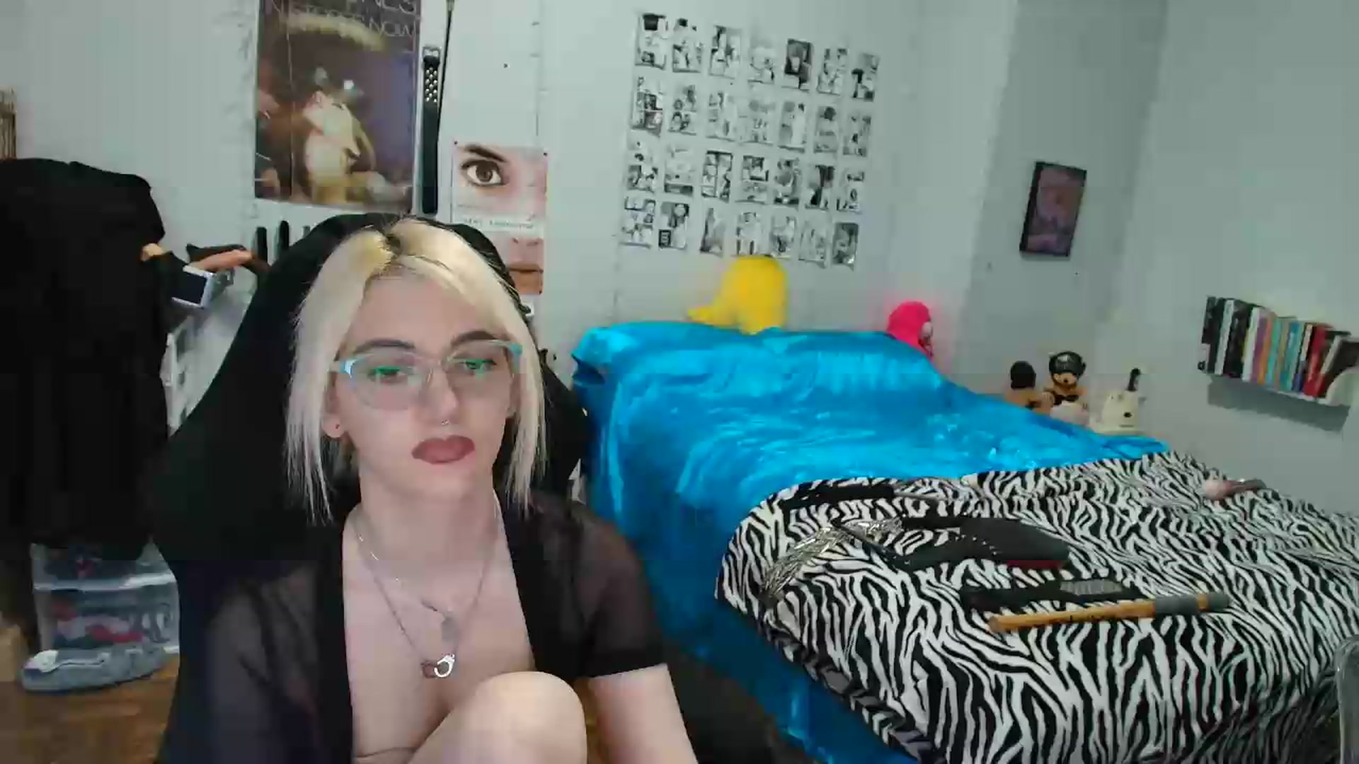 Gallery image thumbnail from AnnaTame's myfreecams stream on, 08/19/2026, 13:09 image 9 of 20