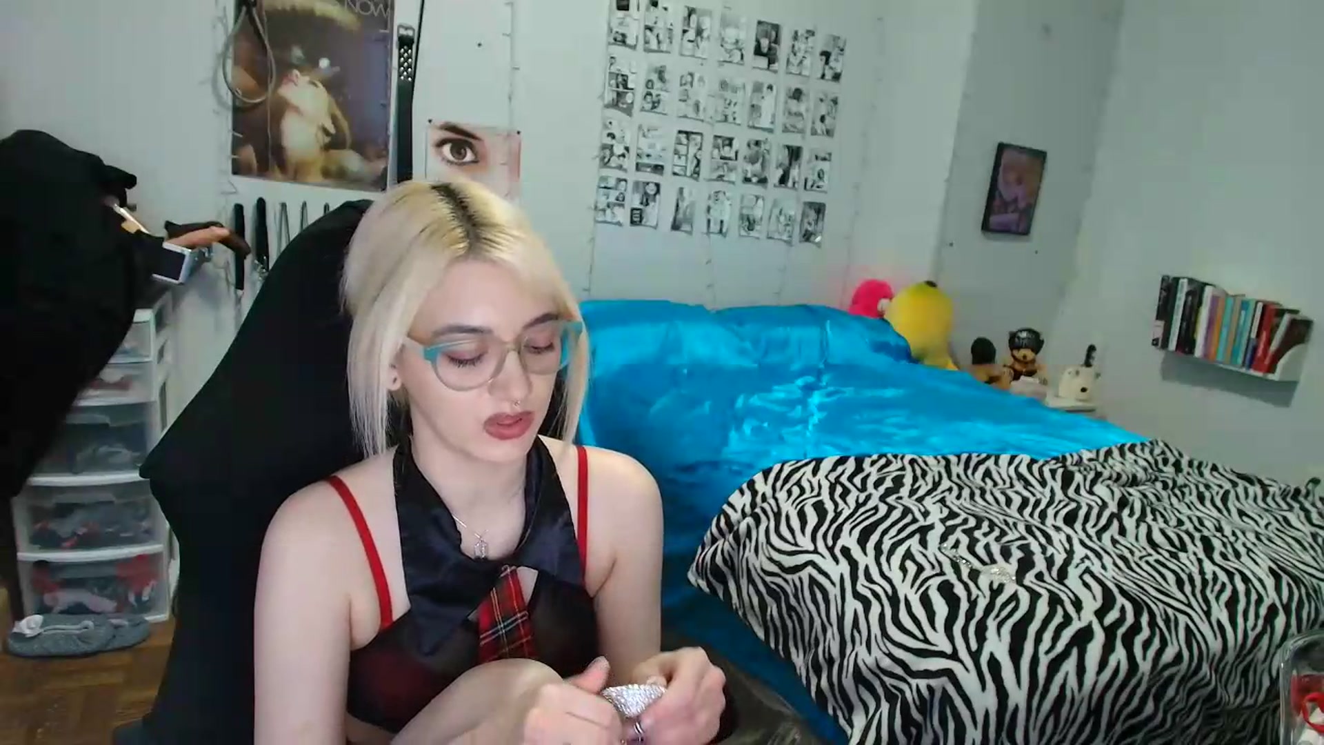Gallery image thumbnail from AnnaTame's myfreecams stream on, 08/20/2026, 09:47 image 11 of 20
