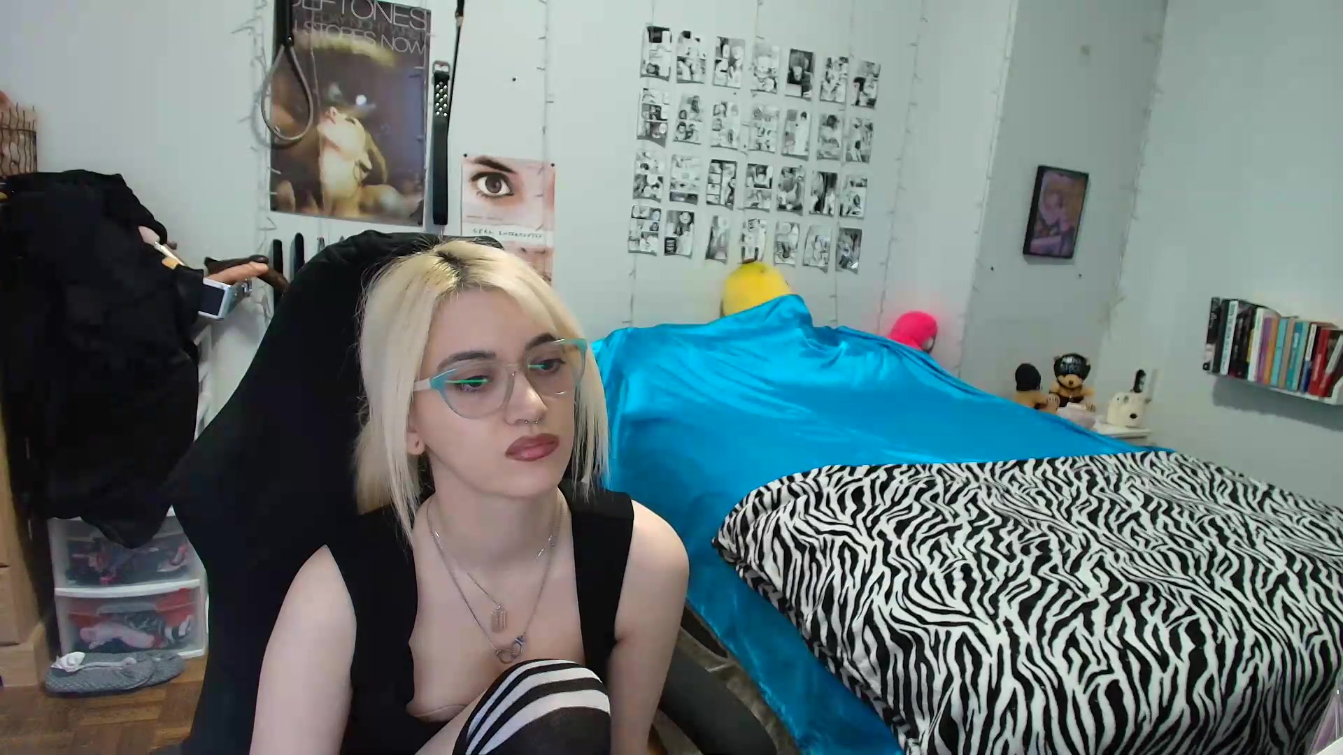 Gallery image thumbnail from AnnaTame's myfreecams stream on, 08/21/2026, 07:19 image 8 of 20