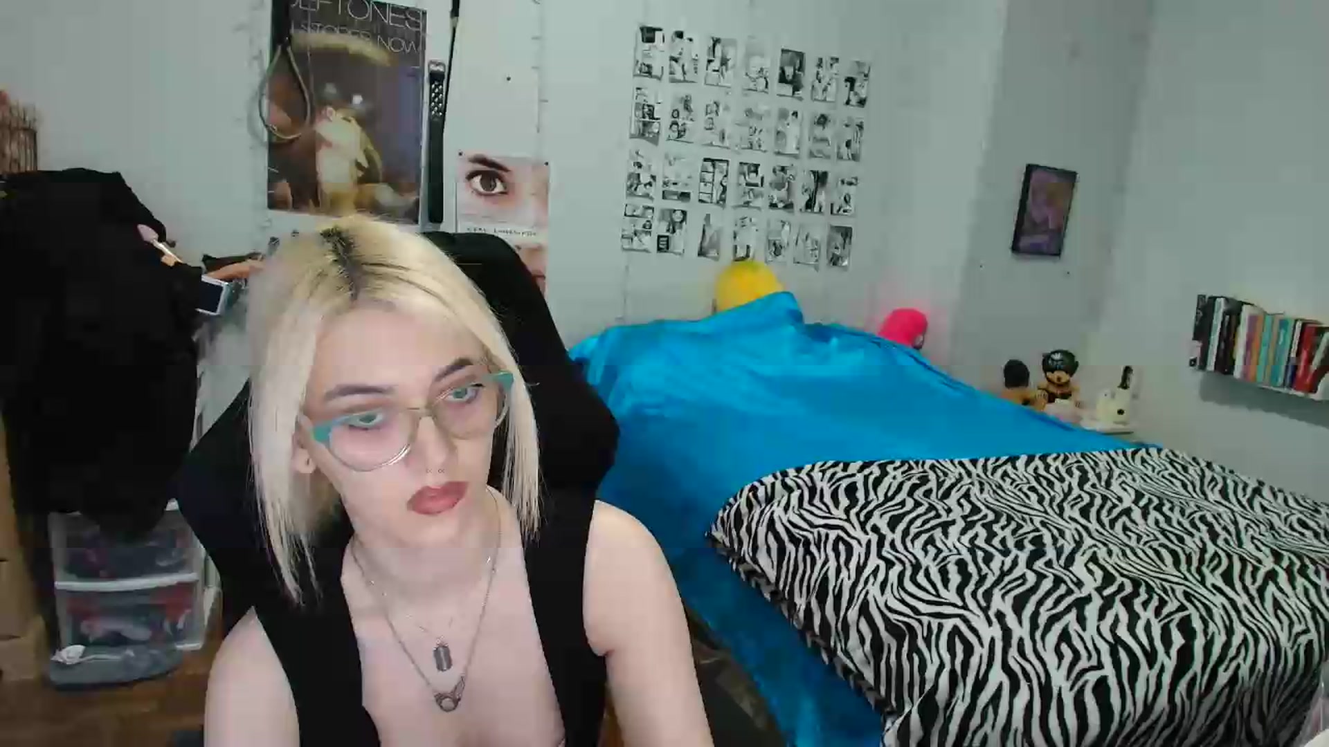 Gallery image thumbnail from AnnaTame's myfreecams stream on, 08/21/2026, 08:35 image 1 of 20