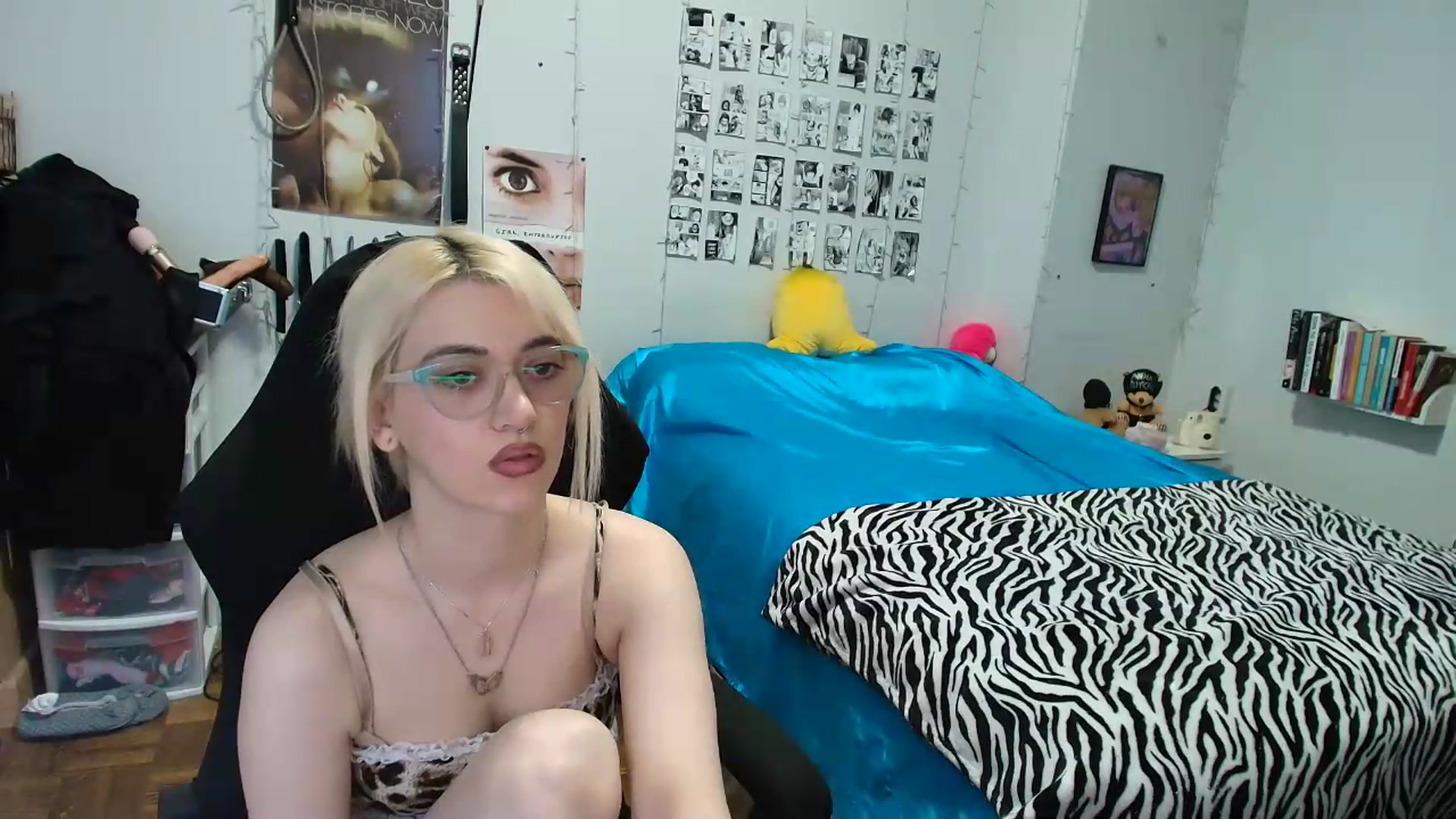 Gallery image thumbnail from AnnaTame's myfreecams stream on, 08/22/2026, 07:15 image 9 of 20